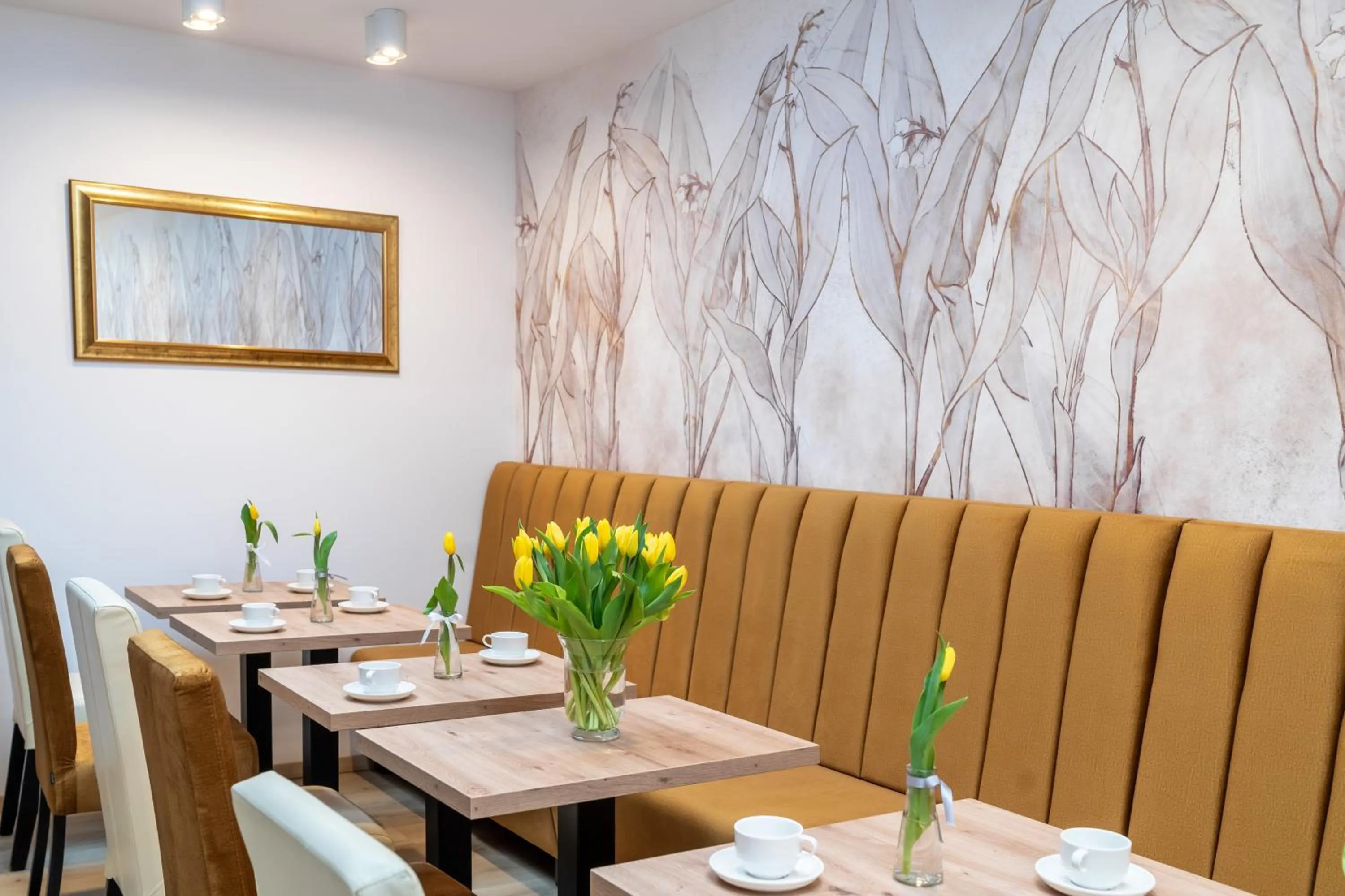 Restaurant/places to eat in Helios Aparthotel