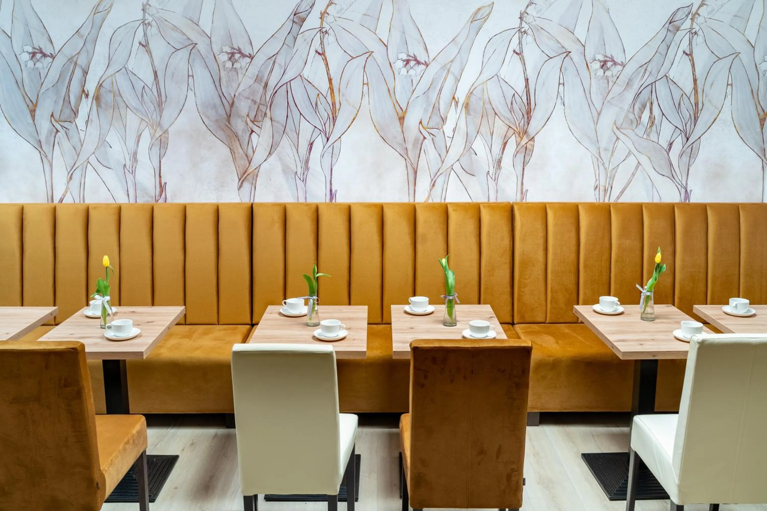 Restaurant/places to eat in Helios Aparthotel