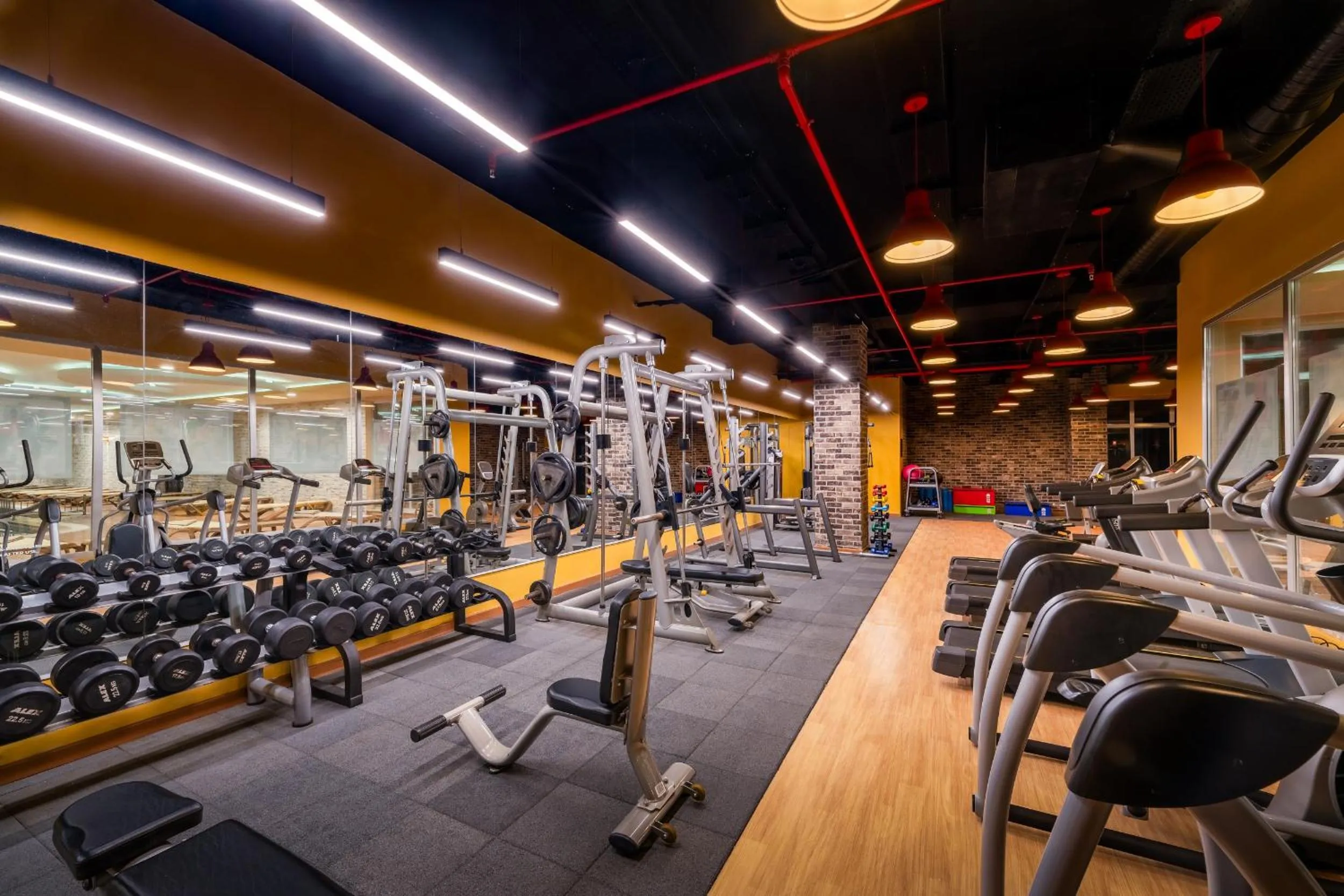 Fitness centre/facilities in Royal Garden Beach Hotel