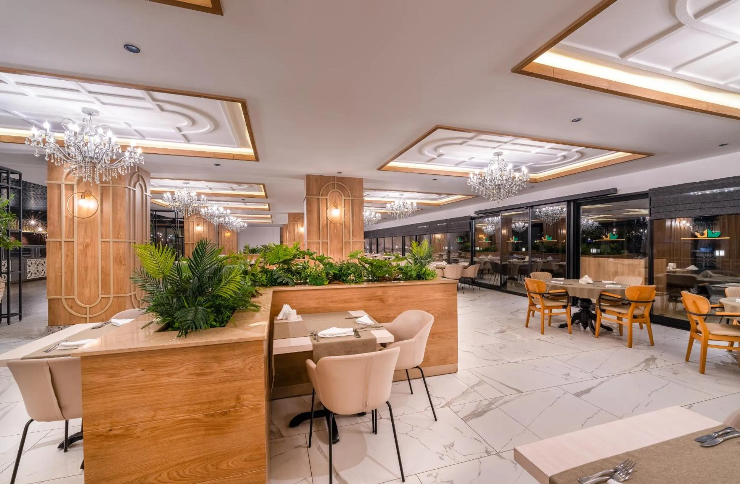 Royal Garden Beach Hotel