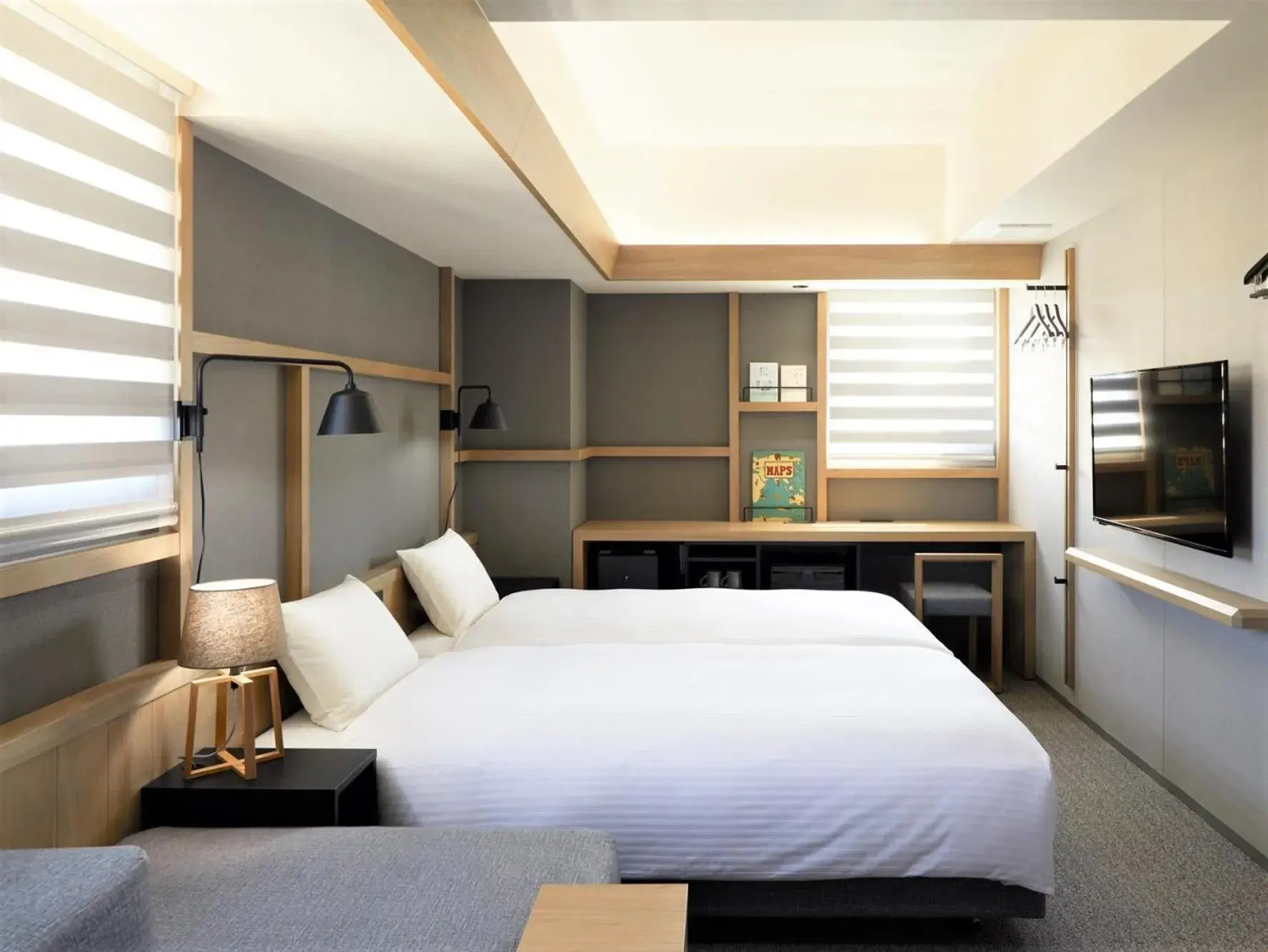 Photo of the whole room, Bed in LAMP LIGHT BOOKS HOTEL sapporo Photo of the whole room, Bed in LAMP LIGHT BOOKS HOTEL sapporo