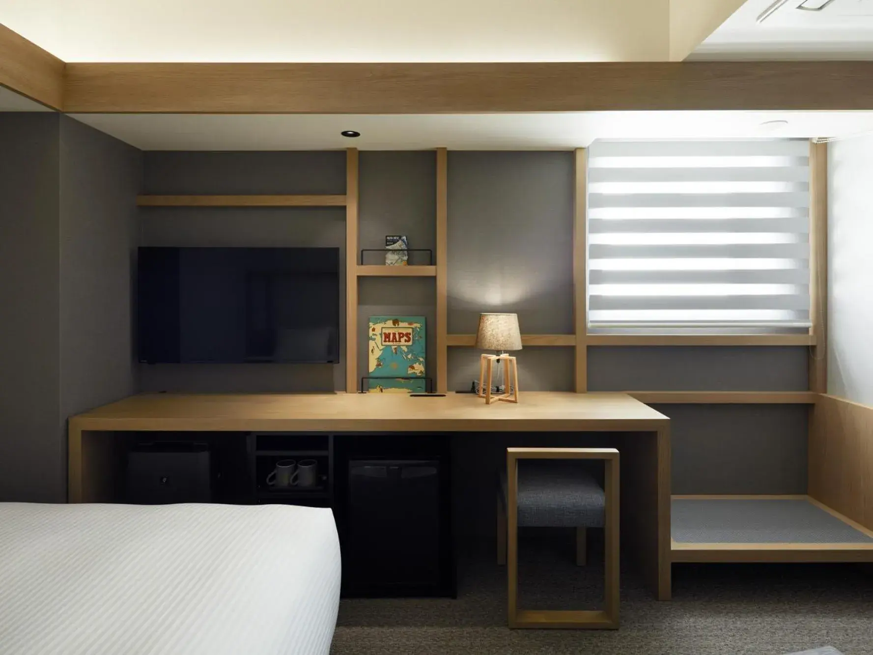 Photo of the whole room, Bed in LAMP LIGHT BOOKS HOTEL sapporo Photo of the whole room, Bed in LAMP LIGHT BOOKS HOTEL sapporo