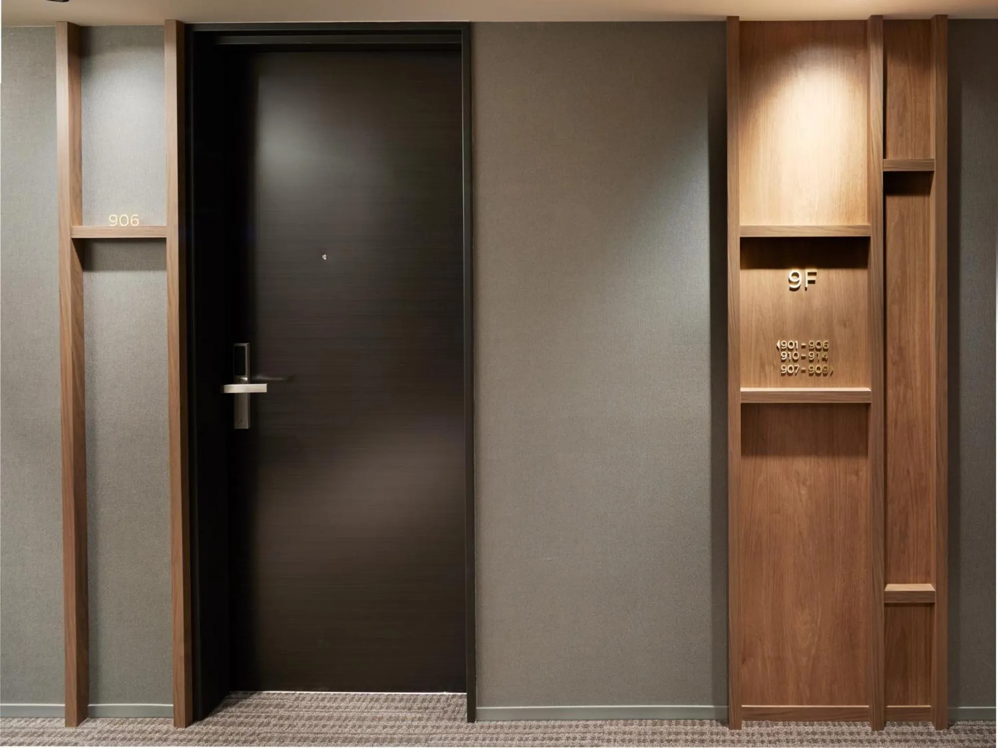 Area and facilities in LAMP LIGHT BOOKS HOTEL sapporo