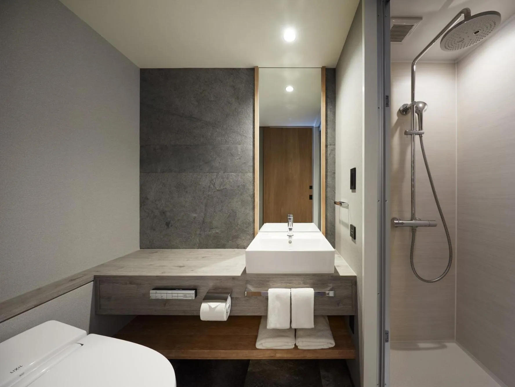 Bathroom in LAMP LIGHT BOOKS HOTEL sapporo