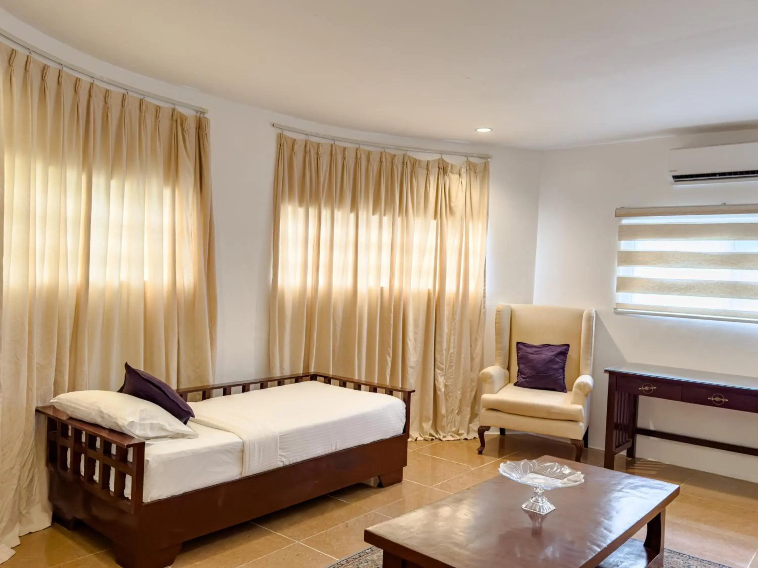 Family, Bed in Boracay Summer Palace Hotel Family, Bed in Boracay Summer Palace Hotel