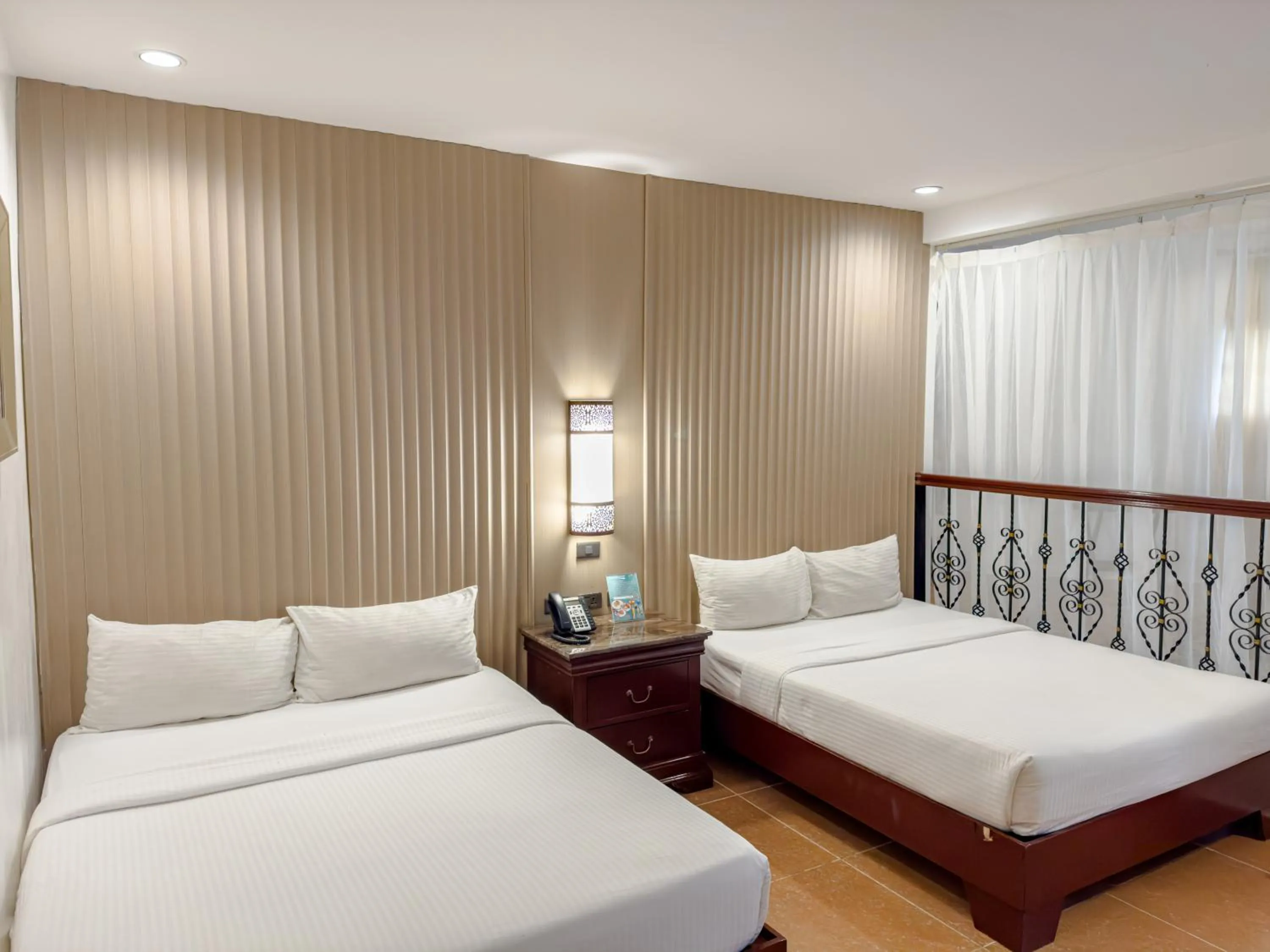 Family, Bed in Boracay Summer Palace Hotel