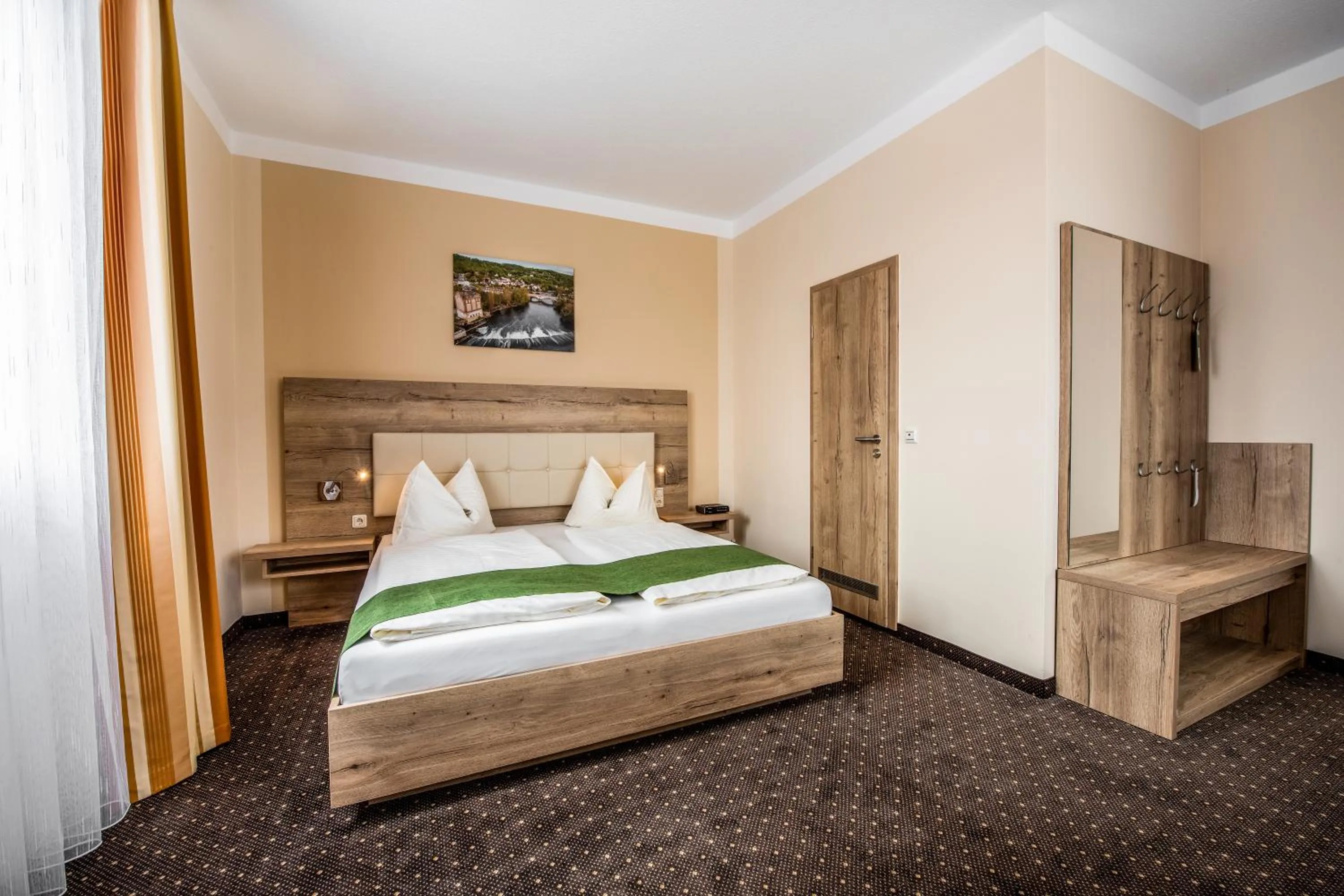 Photo of the whole room, Bed in Flair Hotel Villa Ilske