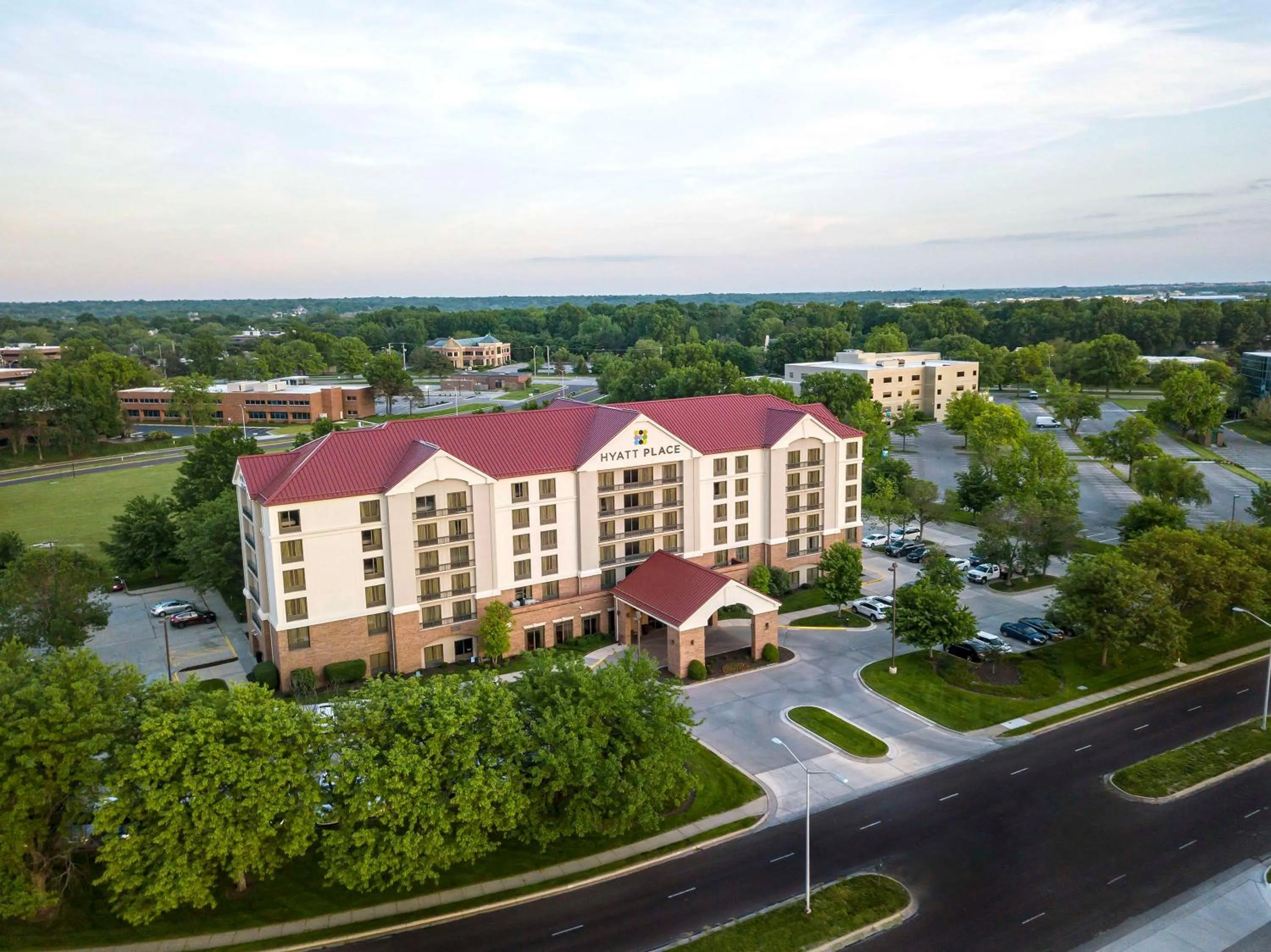 Property building in Hyatt Place Kansas City/Overland Park/Convention Center
