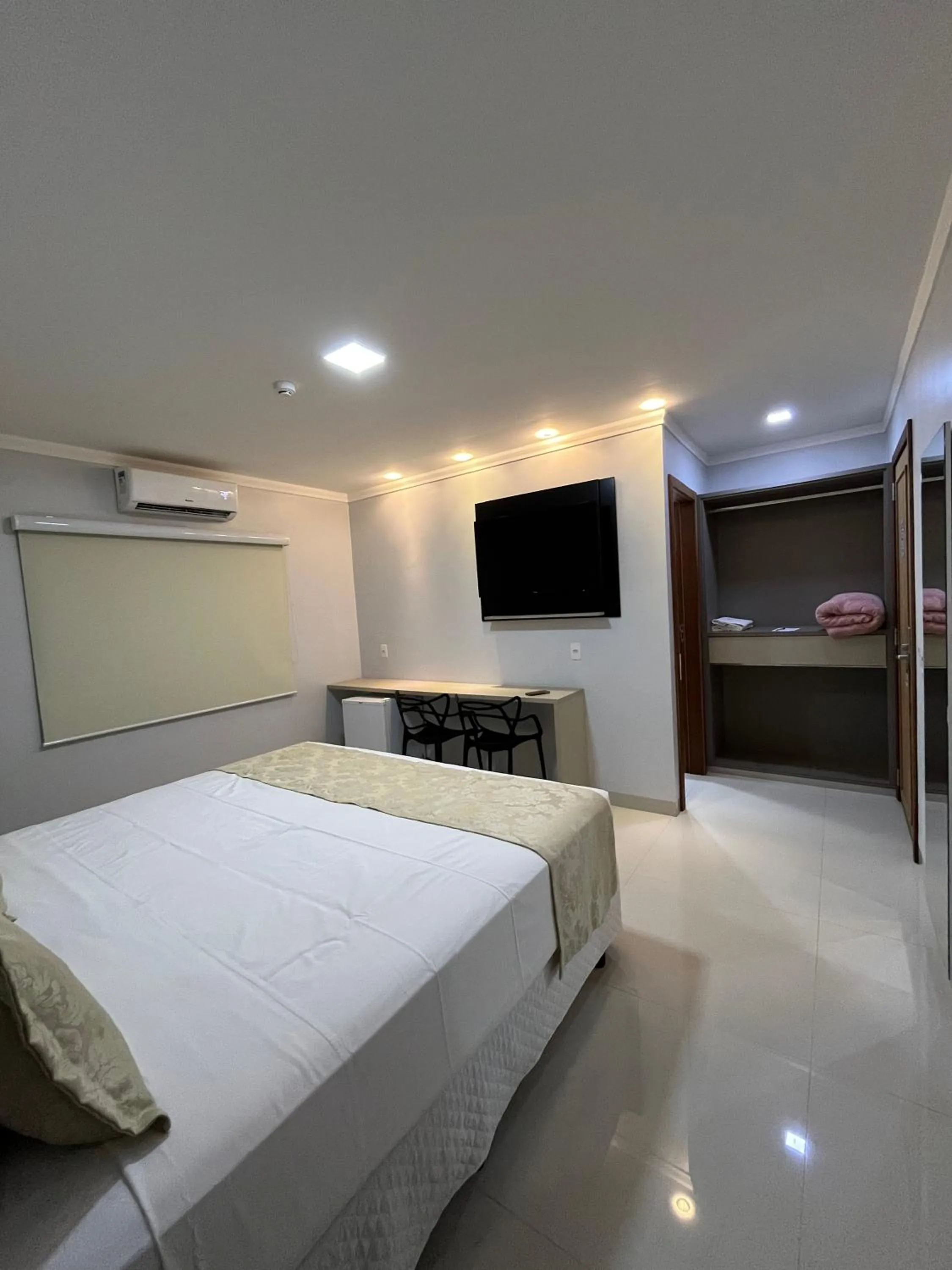 Bedroom, Bed in Hotel Uipi