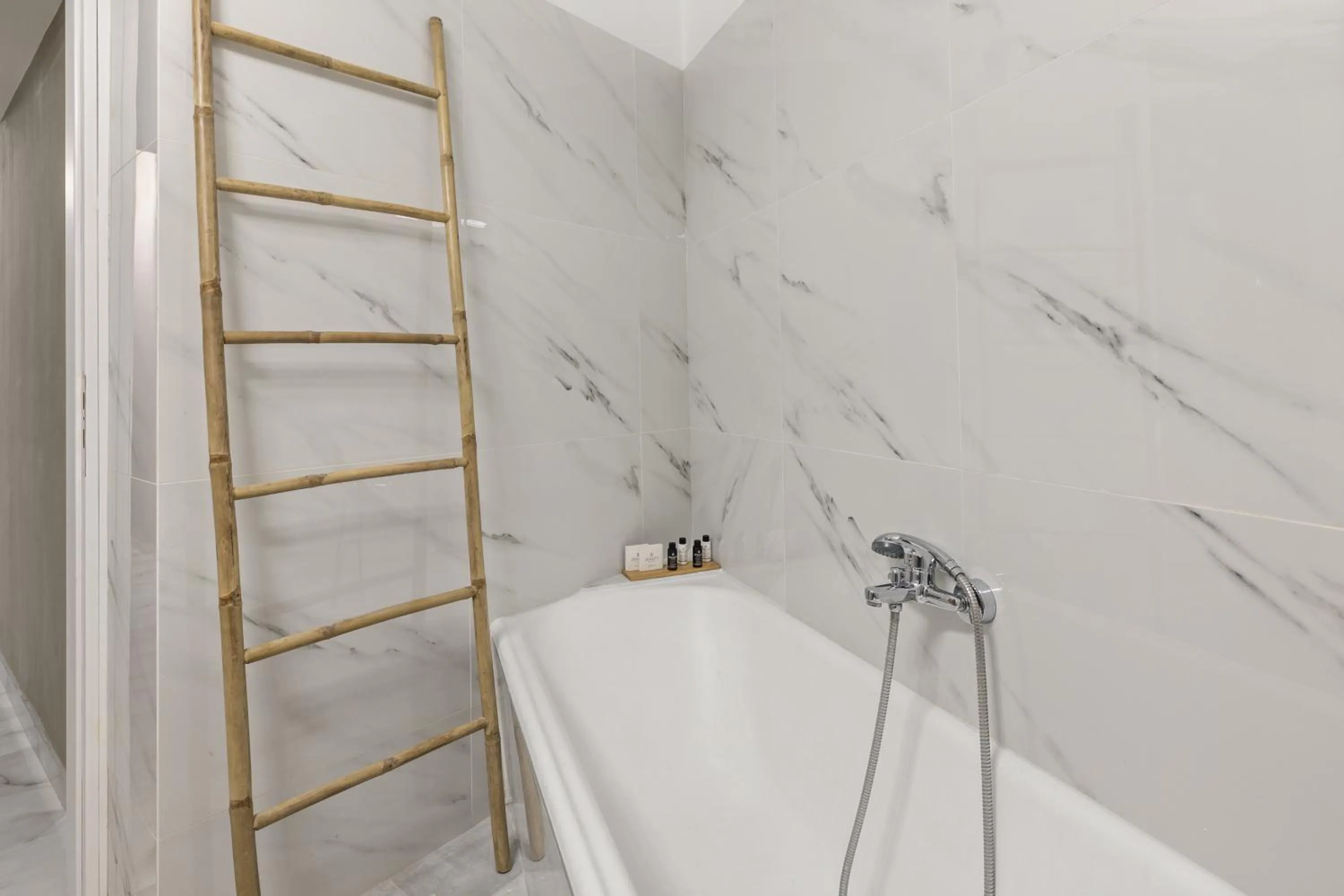 Bathroom in Athens Warehouse Boutique Hotel & Suites