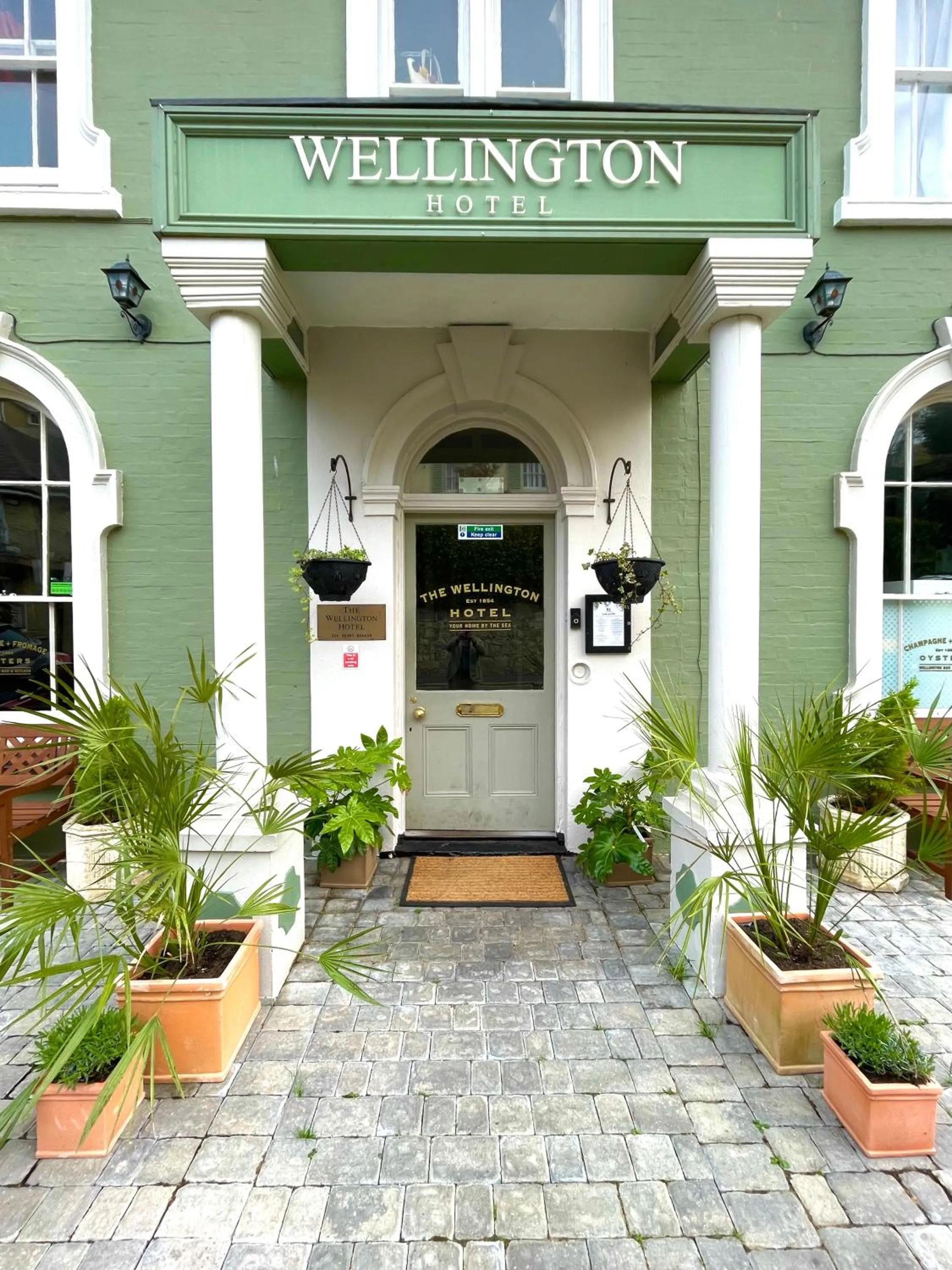 The Wellington Hotel