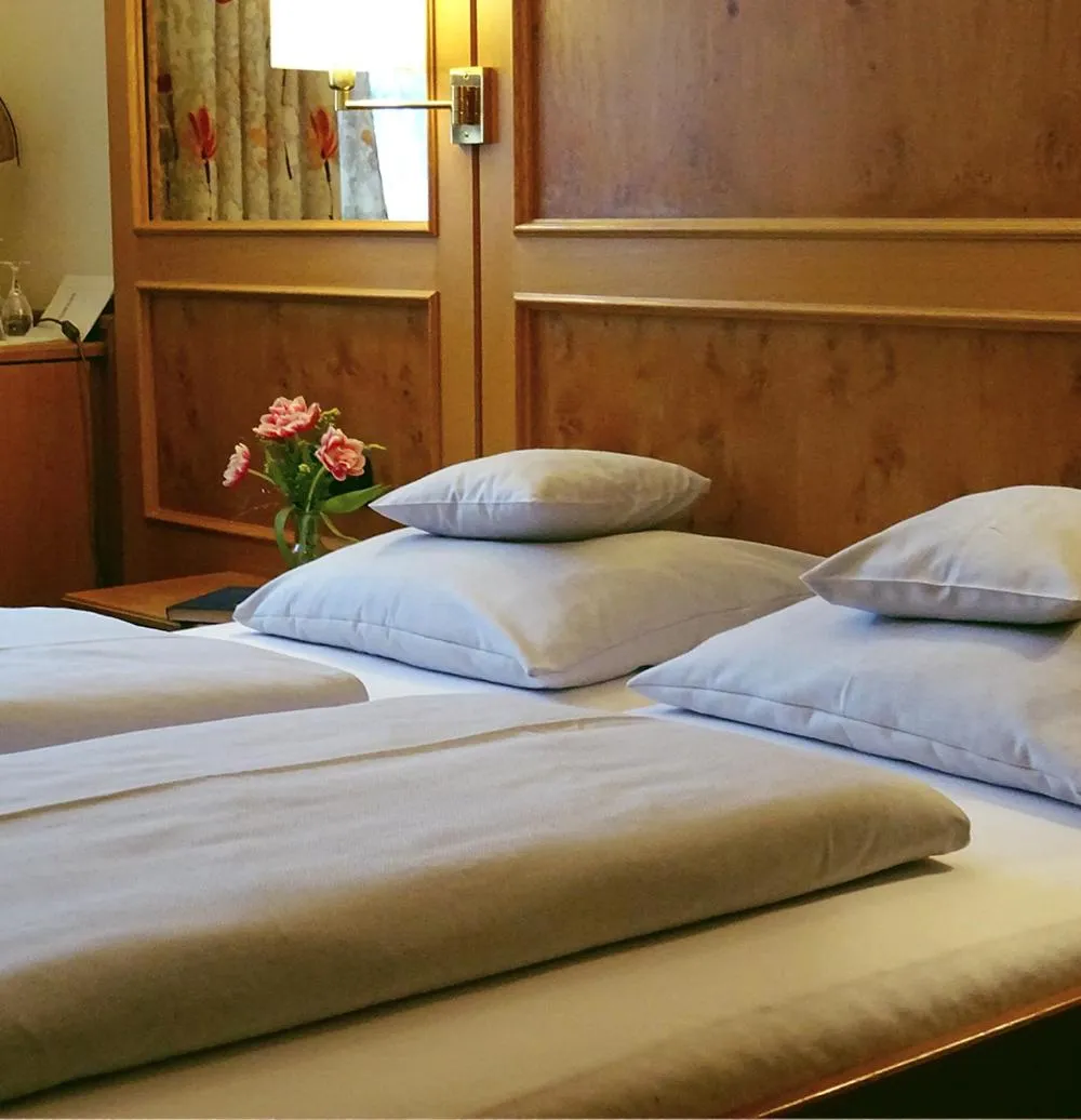 Bed in Hotel Eberbacher Hof
