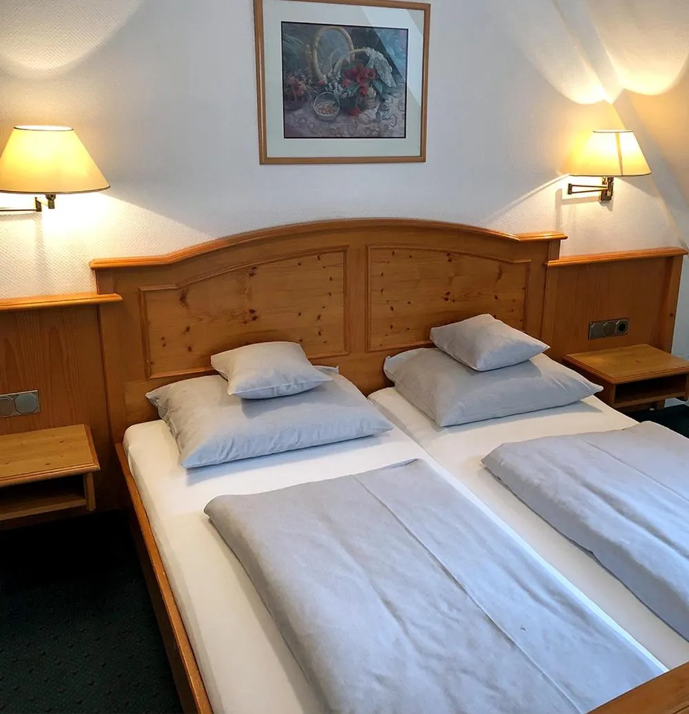 Bed in Hotel Eberbacher Hof