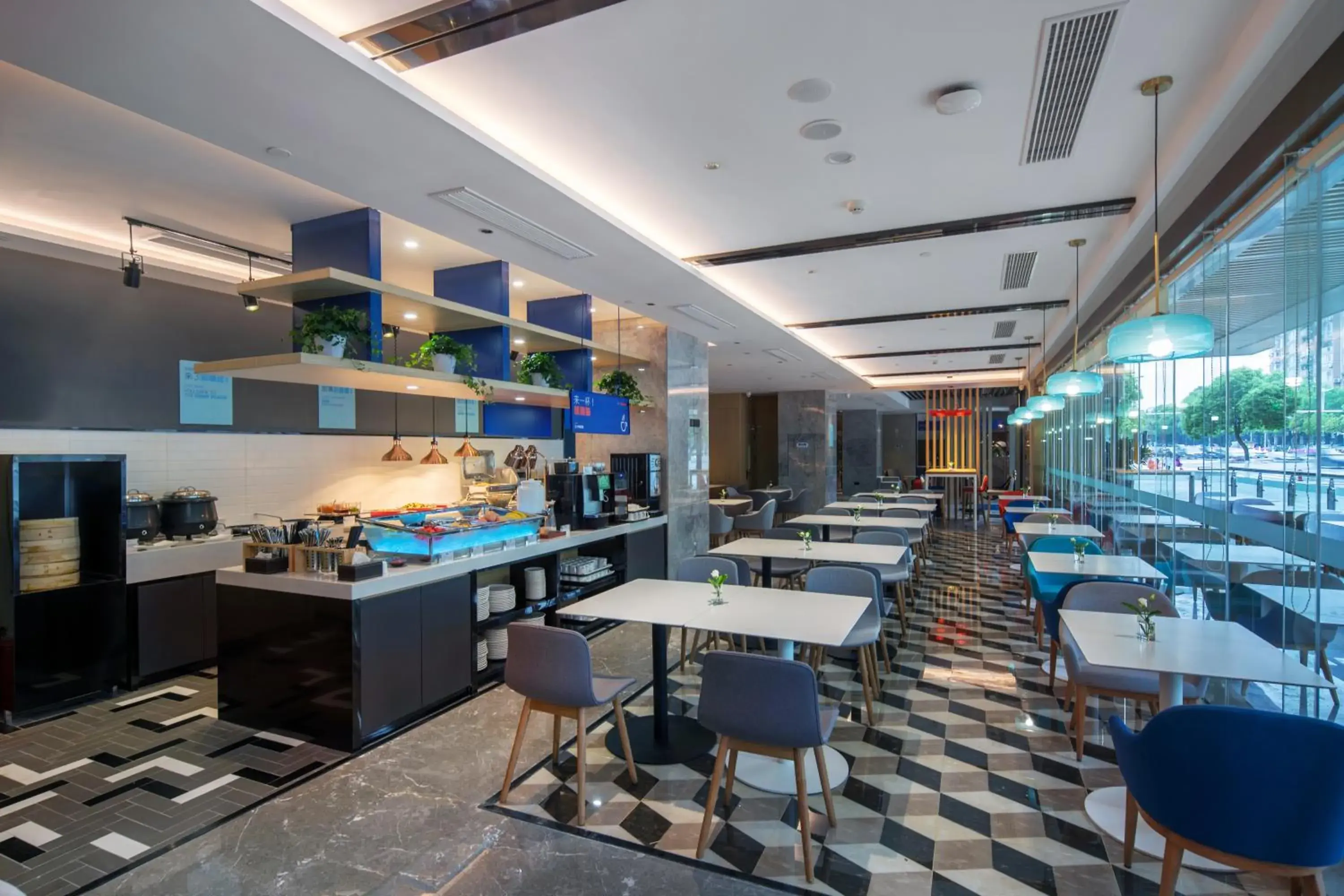 Restaurant/places to eat in Holiday Inn Express Changsha Shengfu by IHG Restaurant/places to eat in Holiday Inn Express Changsha Shengfu by IHG