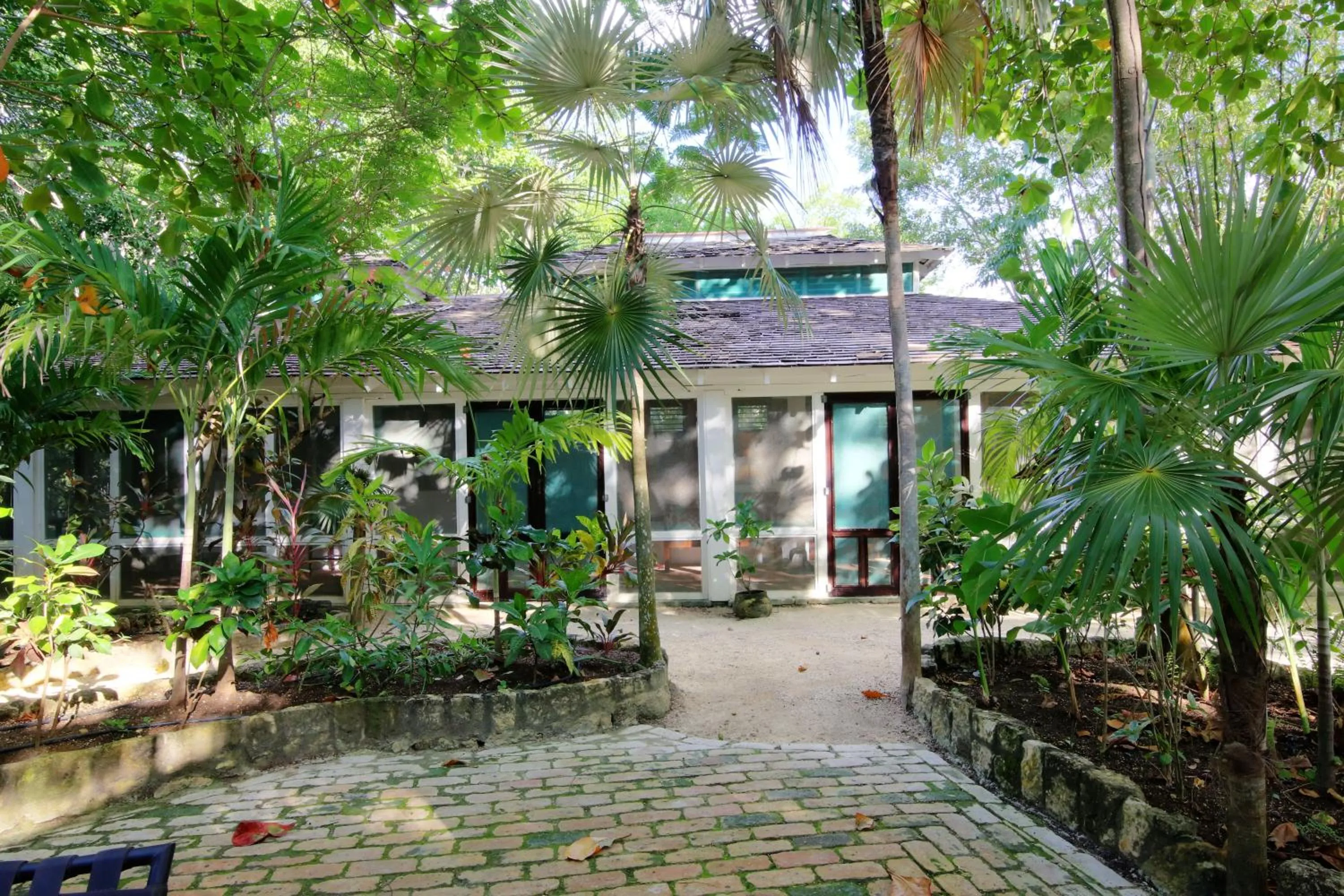 Other in Tingalaya's Retreat