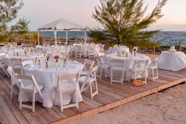 wedding in Tingalaya's Retreat