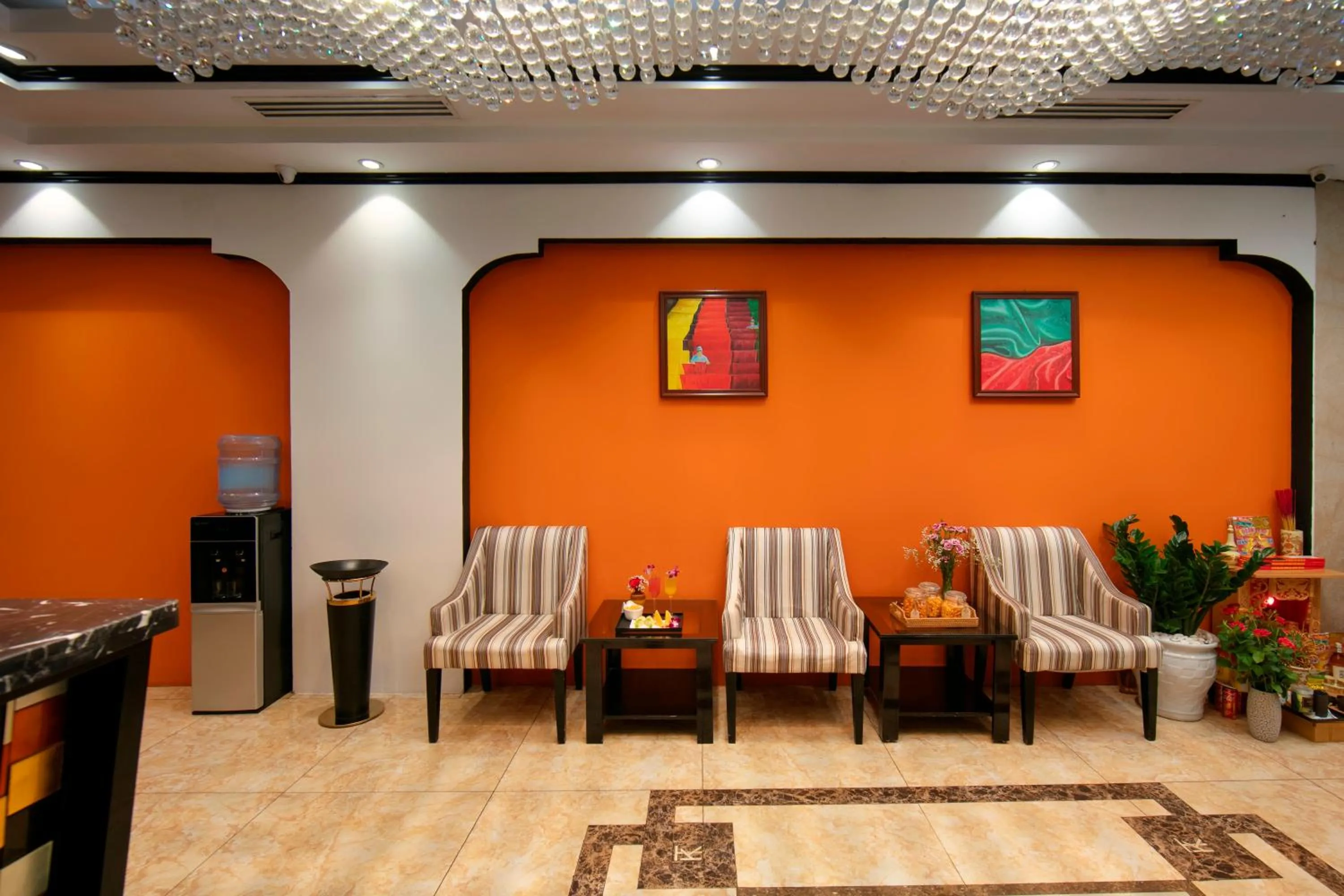Lobby or reception in Kén Hotel by Connek