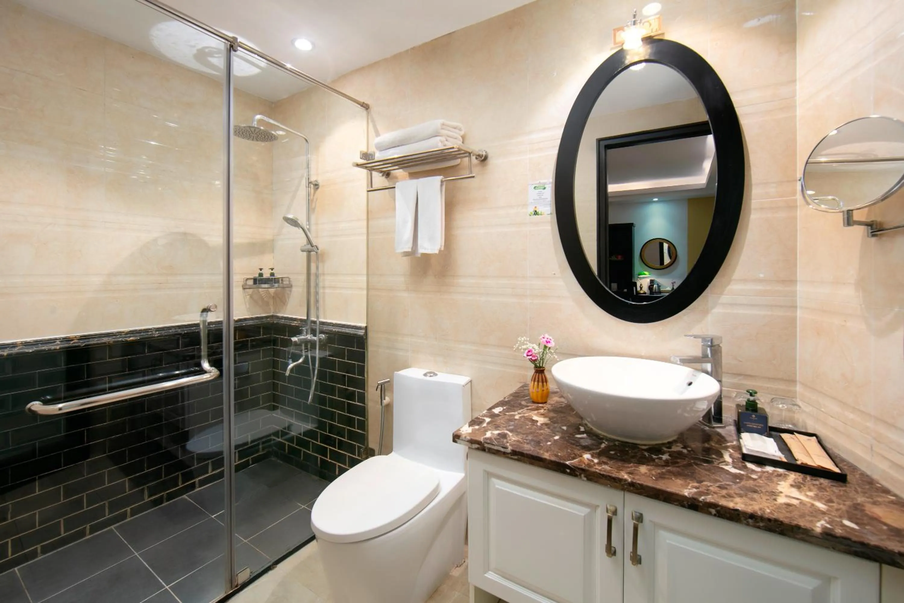 Toilet in Hanoi Harmonia Hotel & Spa