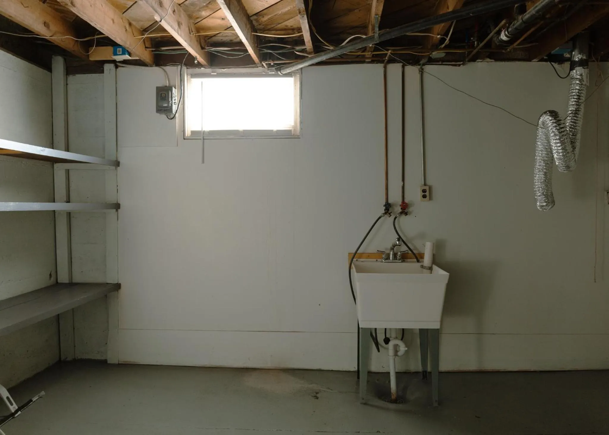 storage in East Side Motel & Cabins