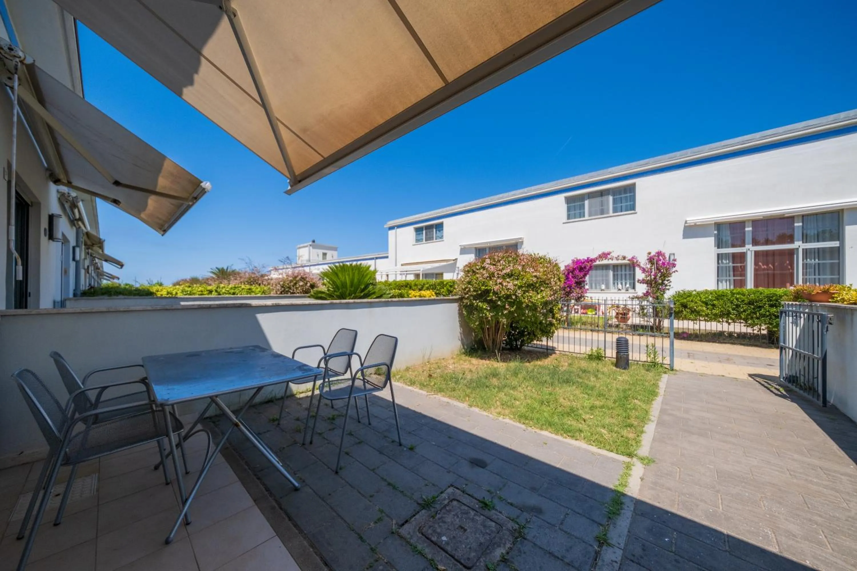 Patio in Solidago Residence