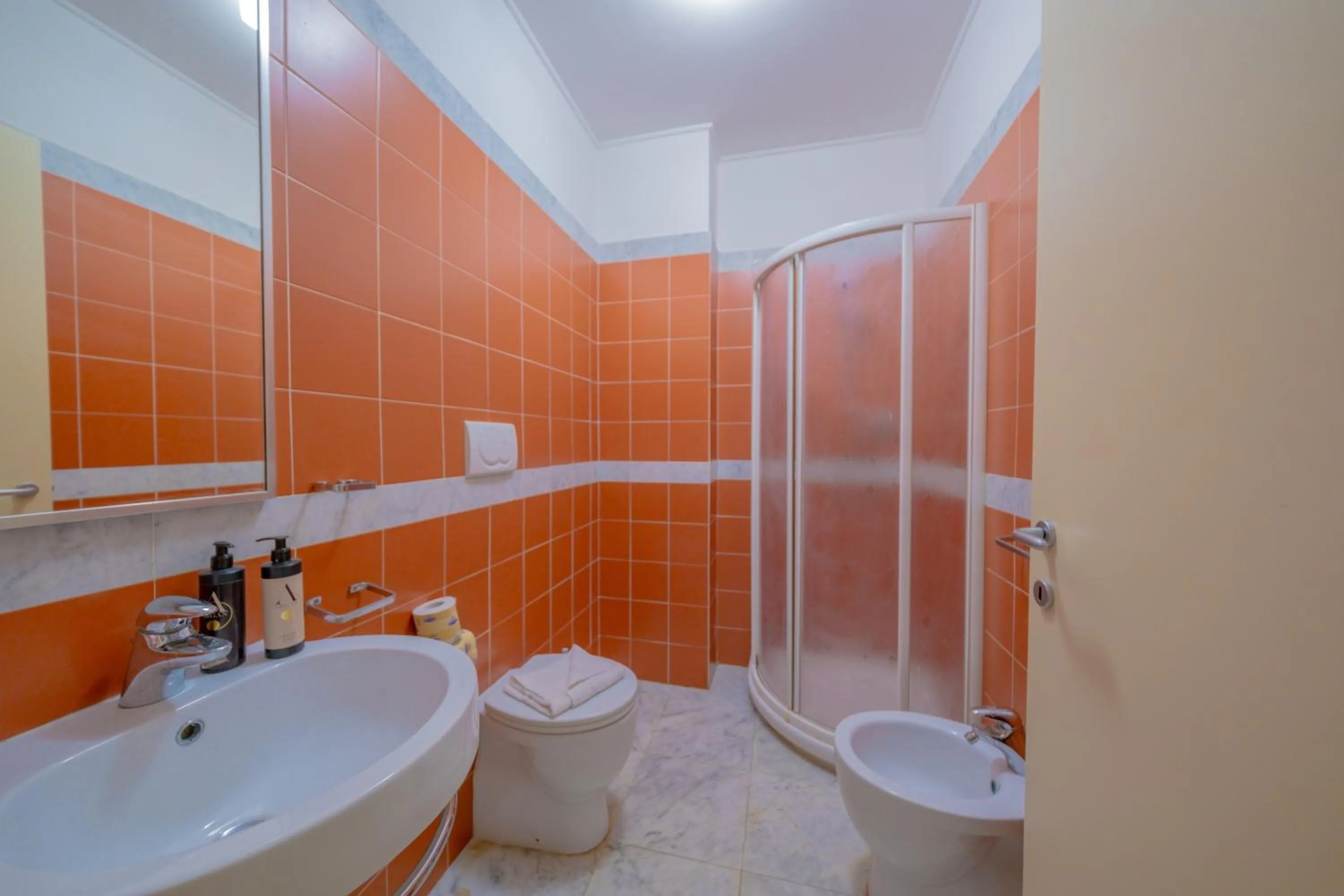 Shower in Solidago Residence