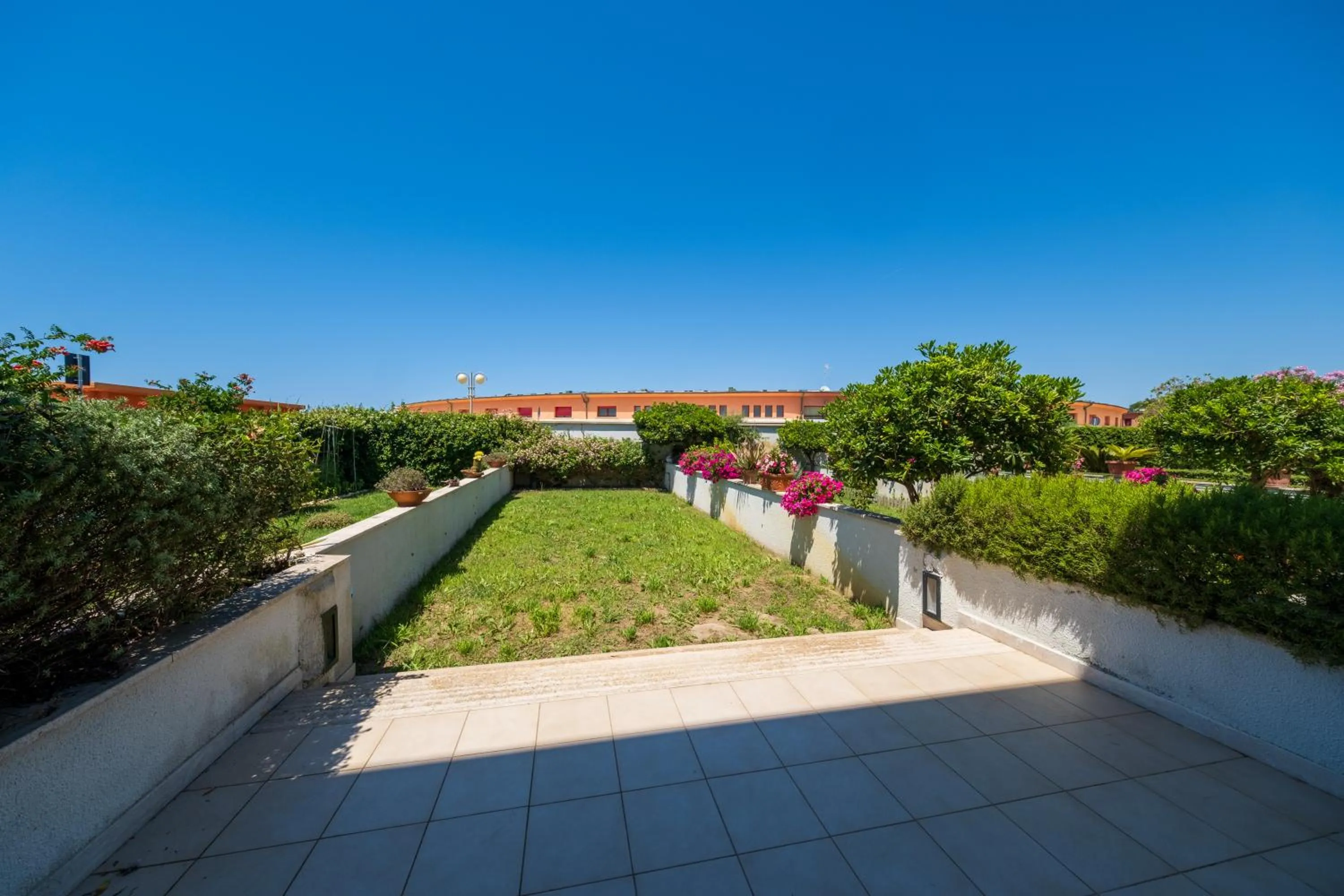 Garden in Solidago Residence