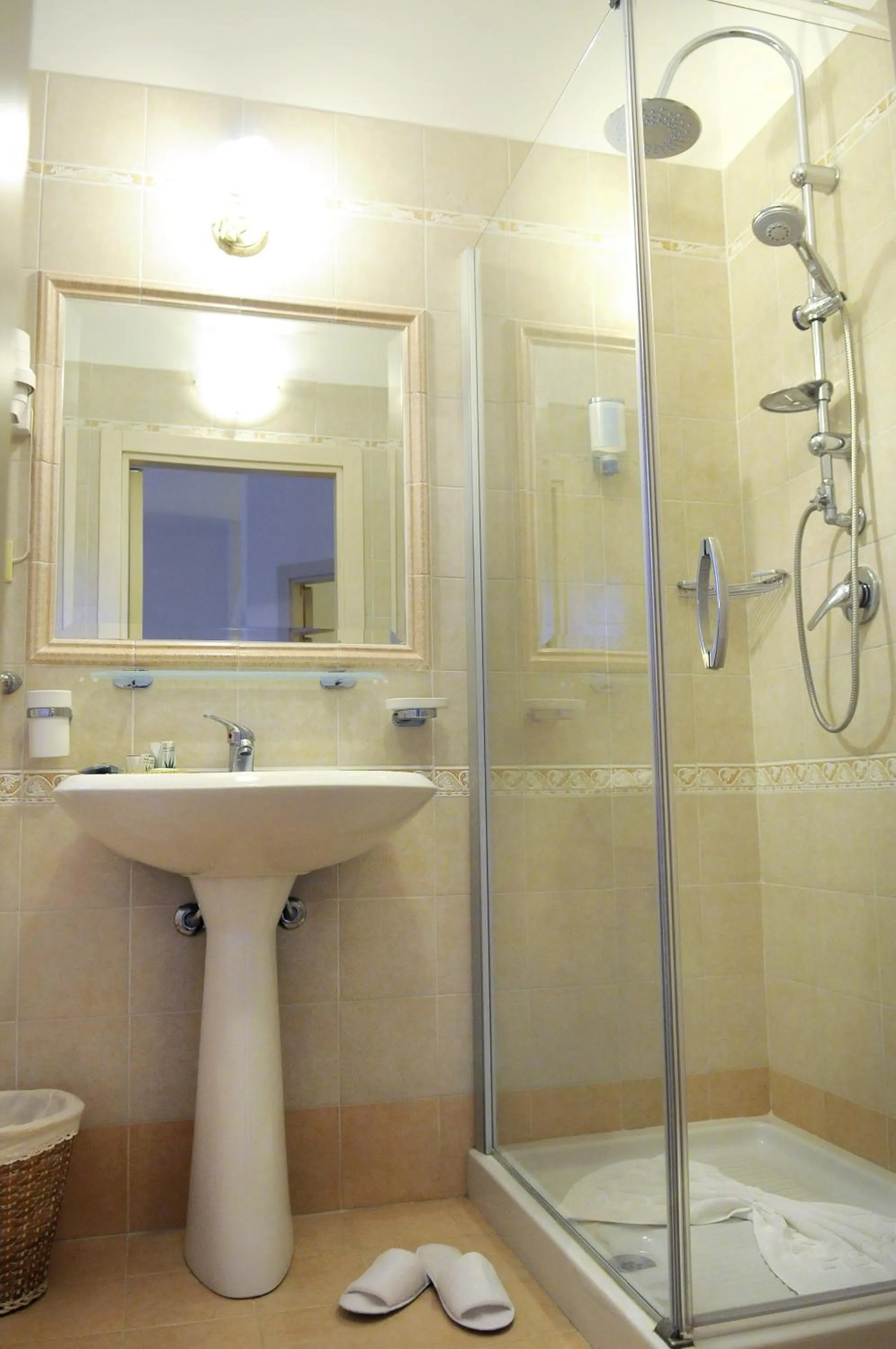 Shower in Poggio di Luna Adults Only