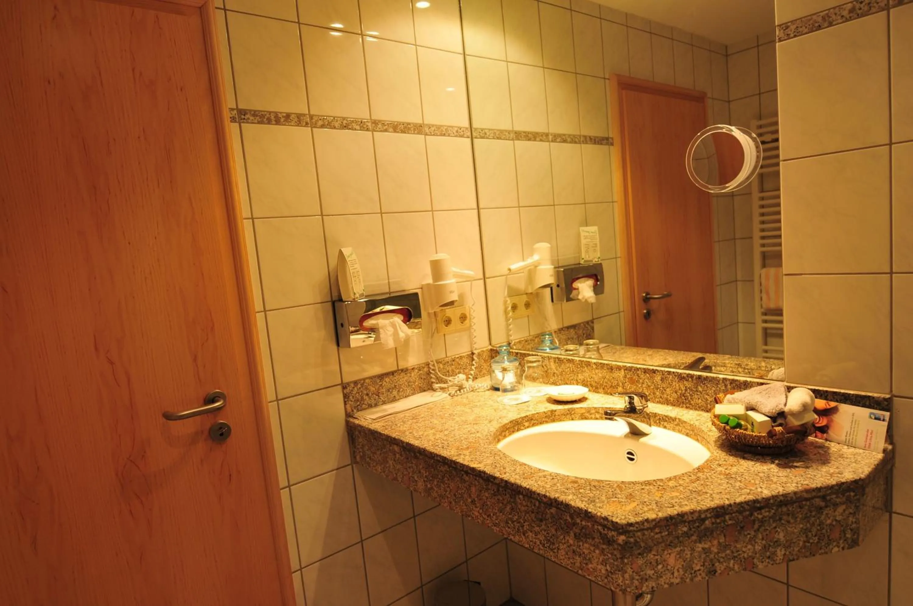 Bathroom in Hotel Tannenhof