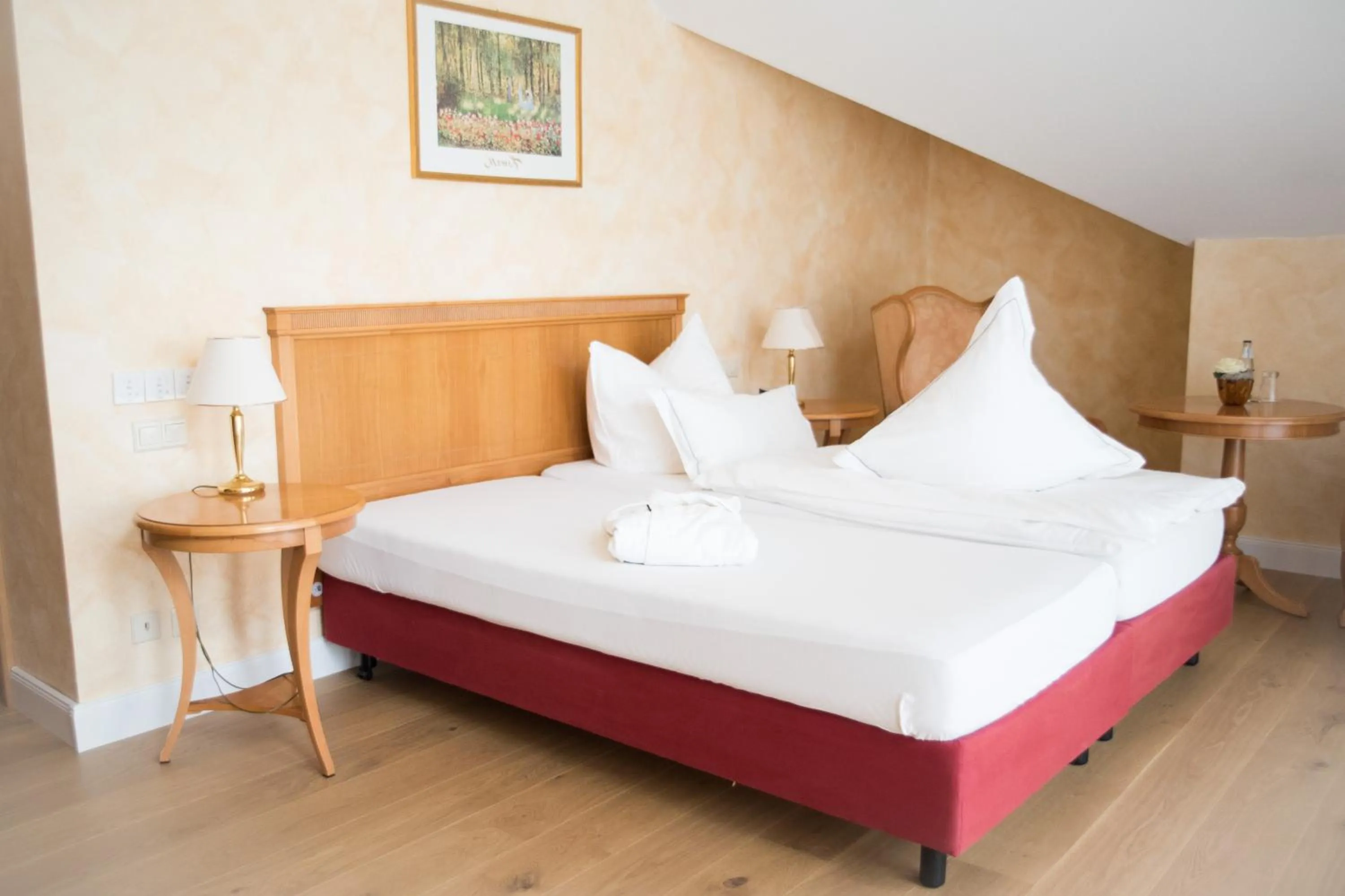 Photo of the whole room, Bed in Hotel Tannenhof