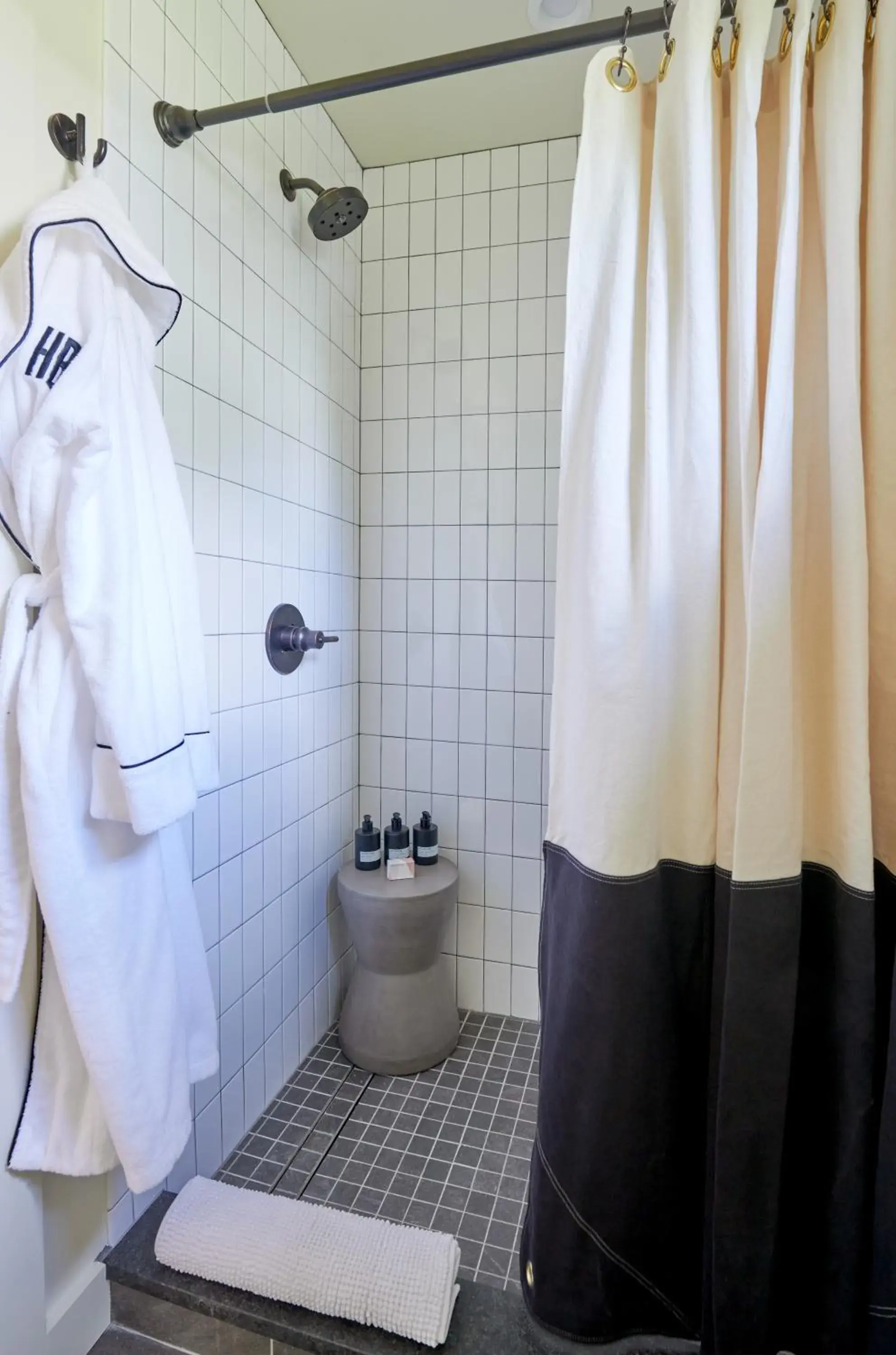 Riverview King Cabin in Hutton Brickyards Riverfront Hotel & Venue Riverview King Cabin in Hutton Brickyards Riverfront Hotel & Venue