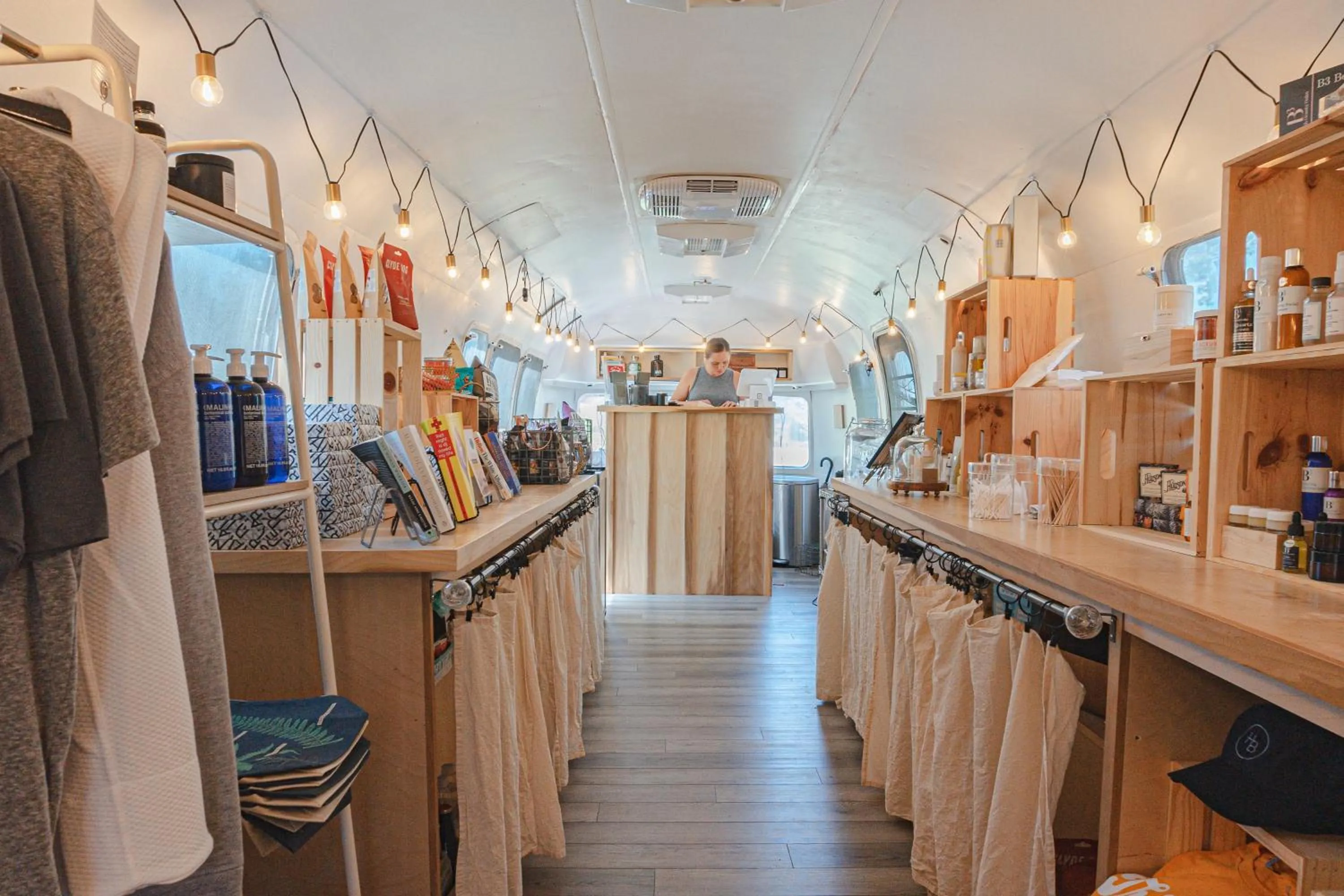 Restaurant/places to eat in Hutton Brickyards Riverfront Hotel & Venue