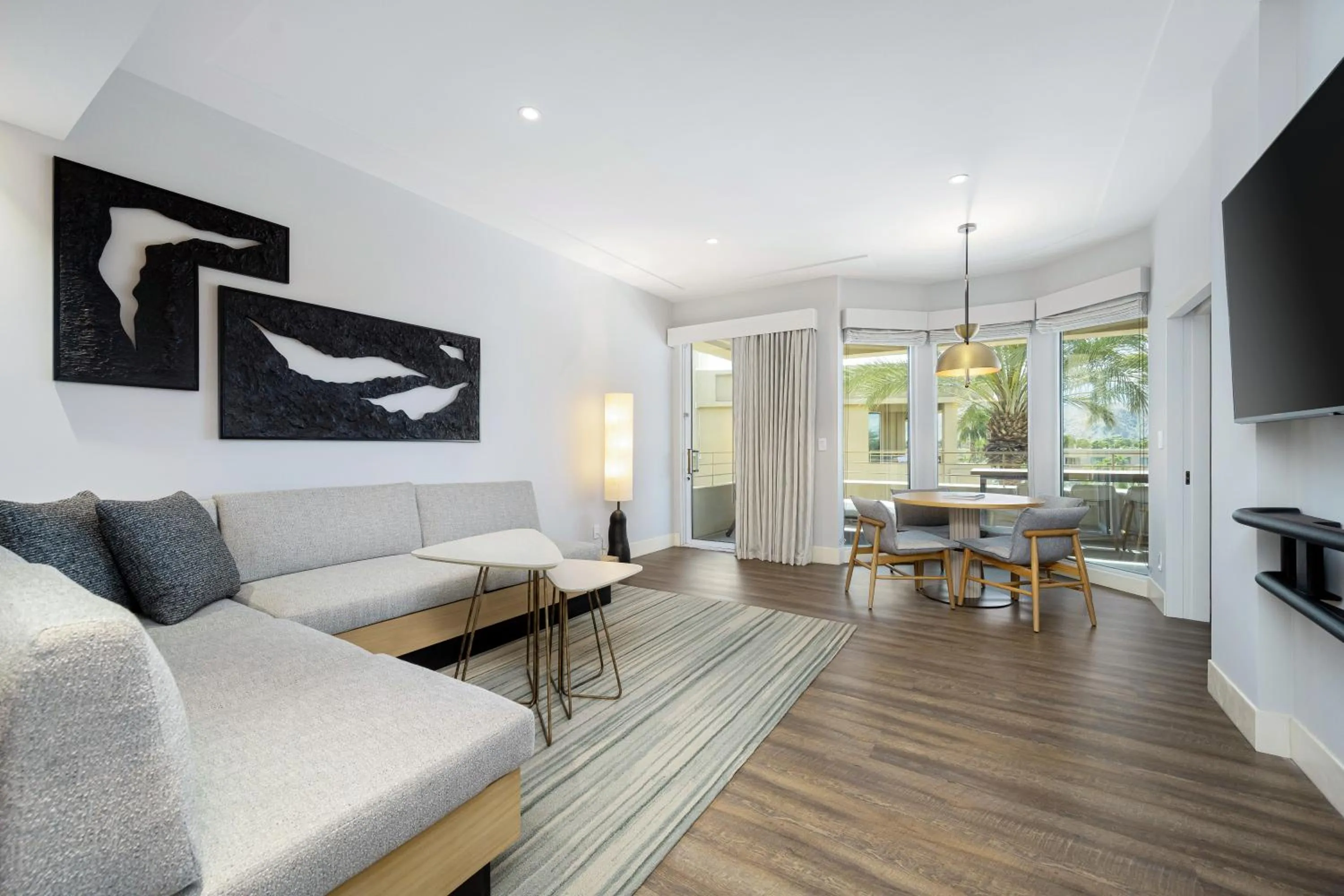 TV and multimedia in Grand Hyatt Indian Wells Resort & Villas