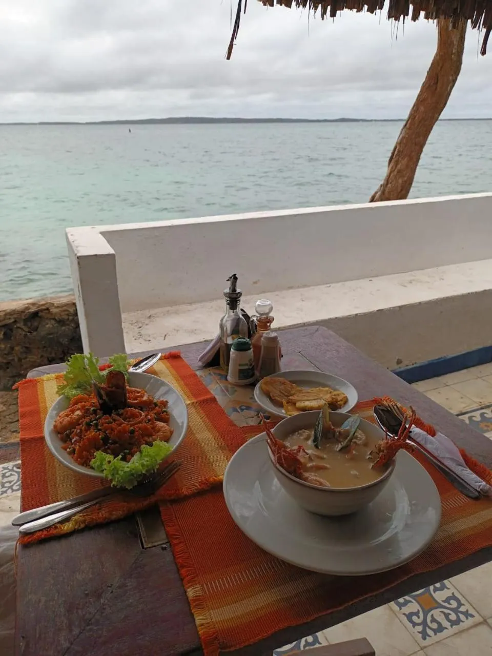 Food in Hotel Isla Del Pirata