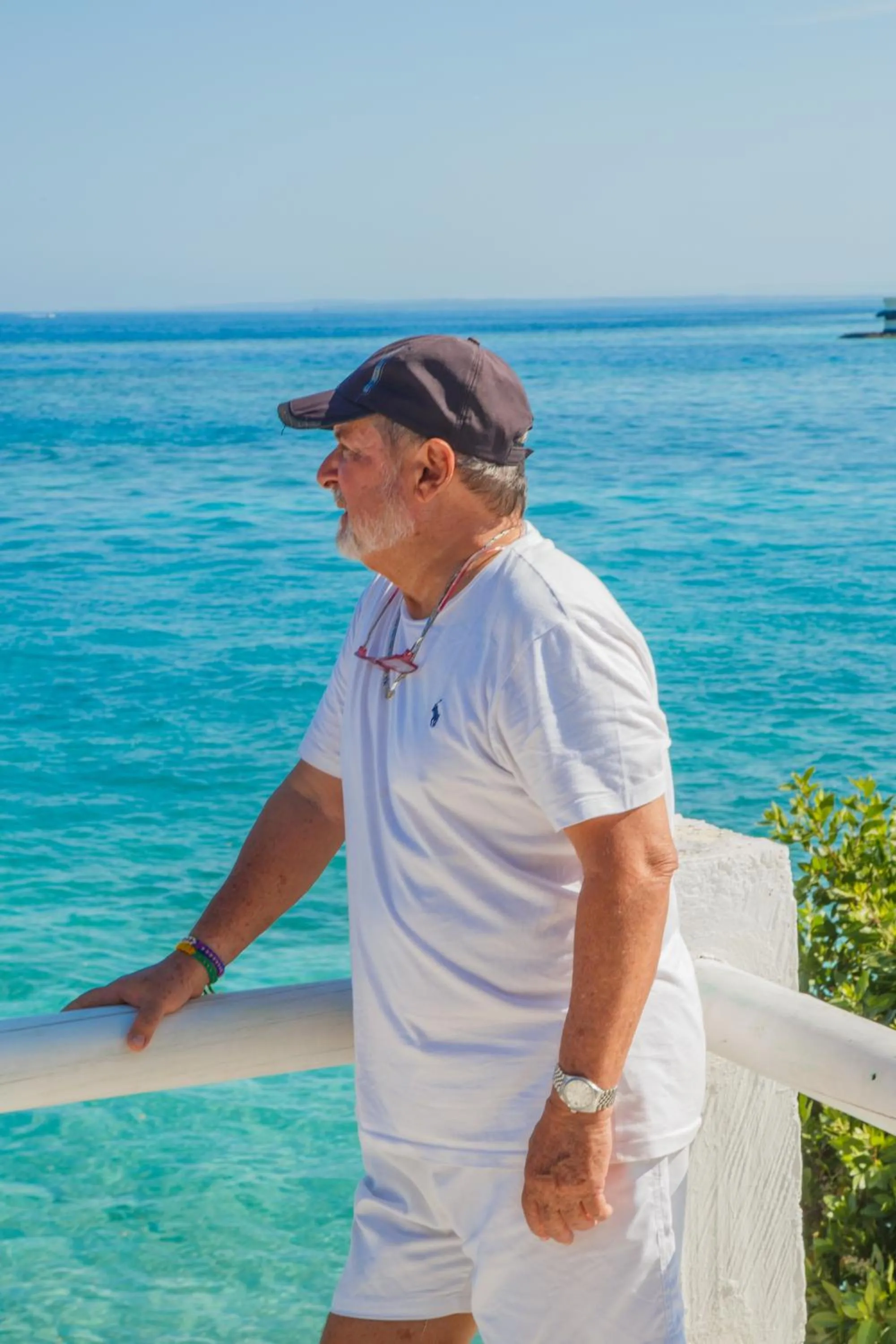 People in Hotel Isla Del Pirata