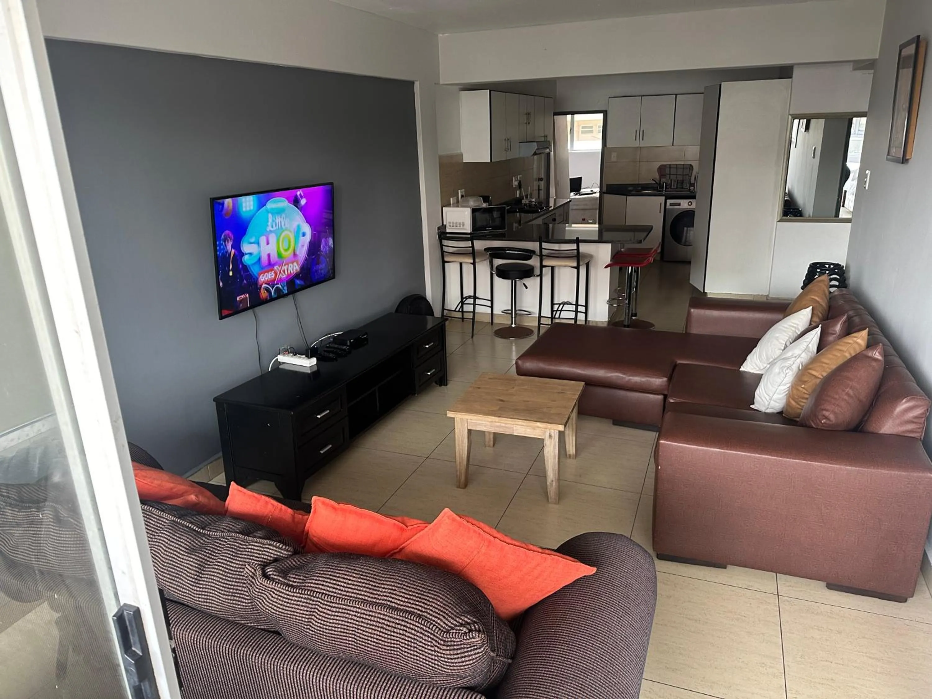 Sandz accomodation at 108