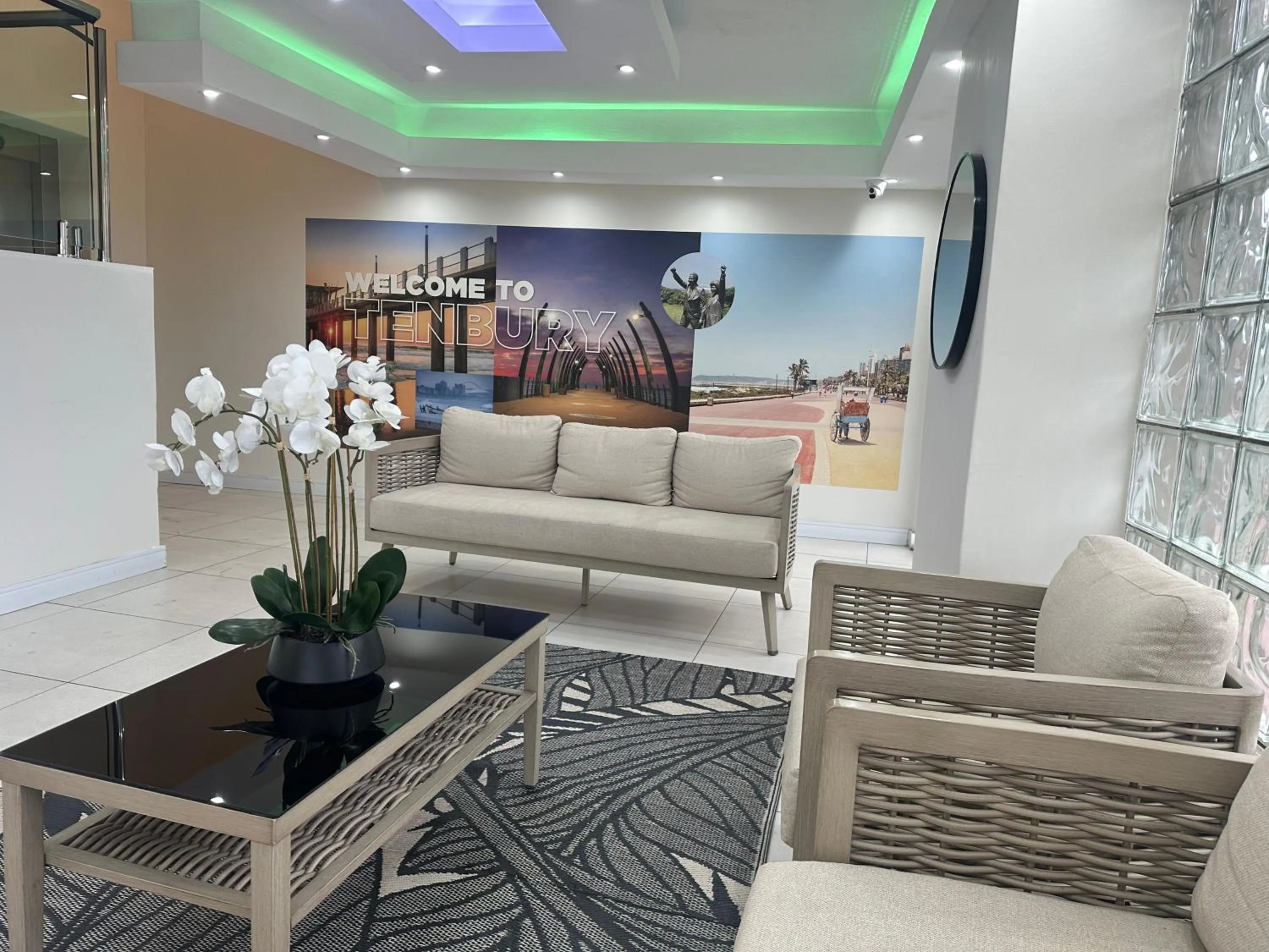Sandz accomodation at 108