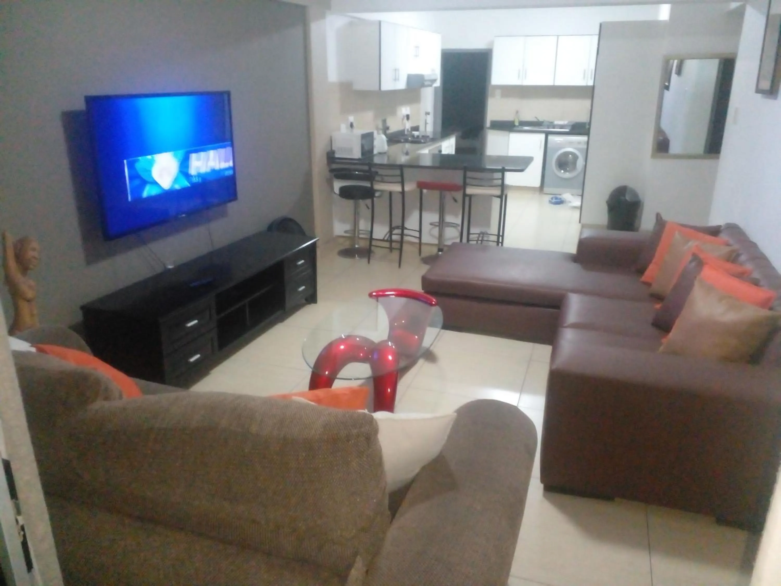 Sandz accomodation at 108