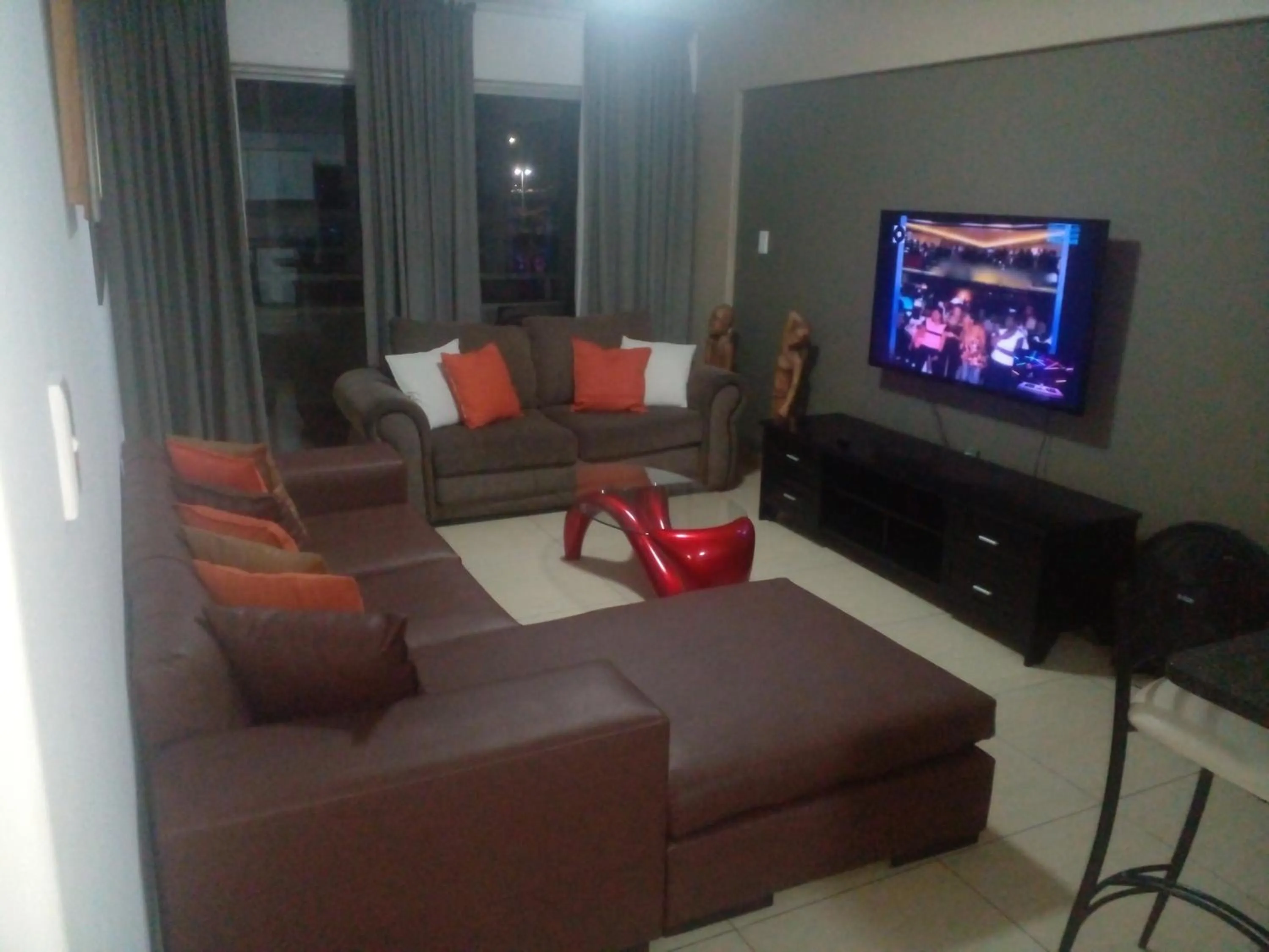 Sandz accomodation at 108