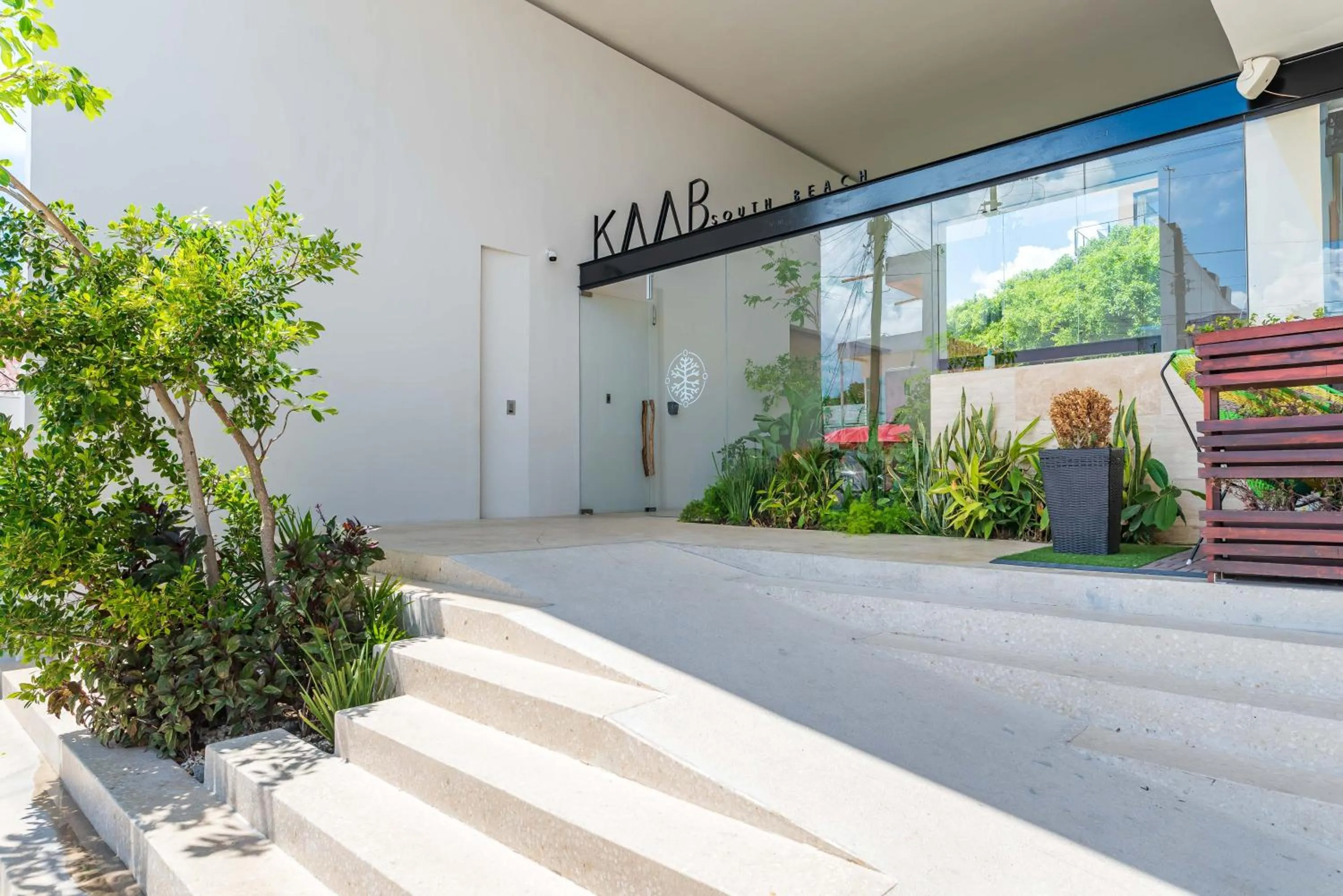 Kaab South Beach by The Spot Rentals