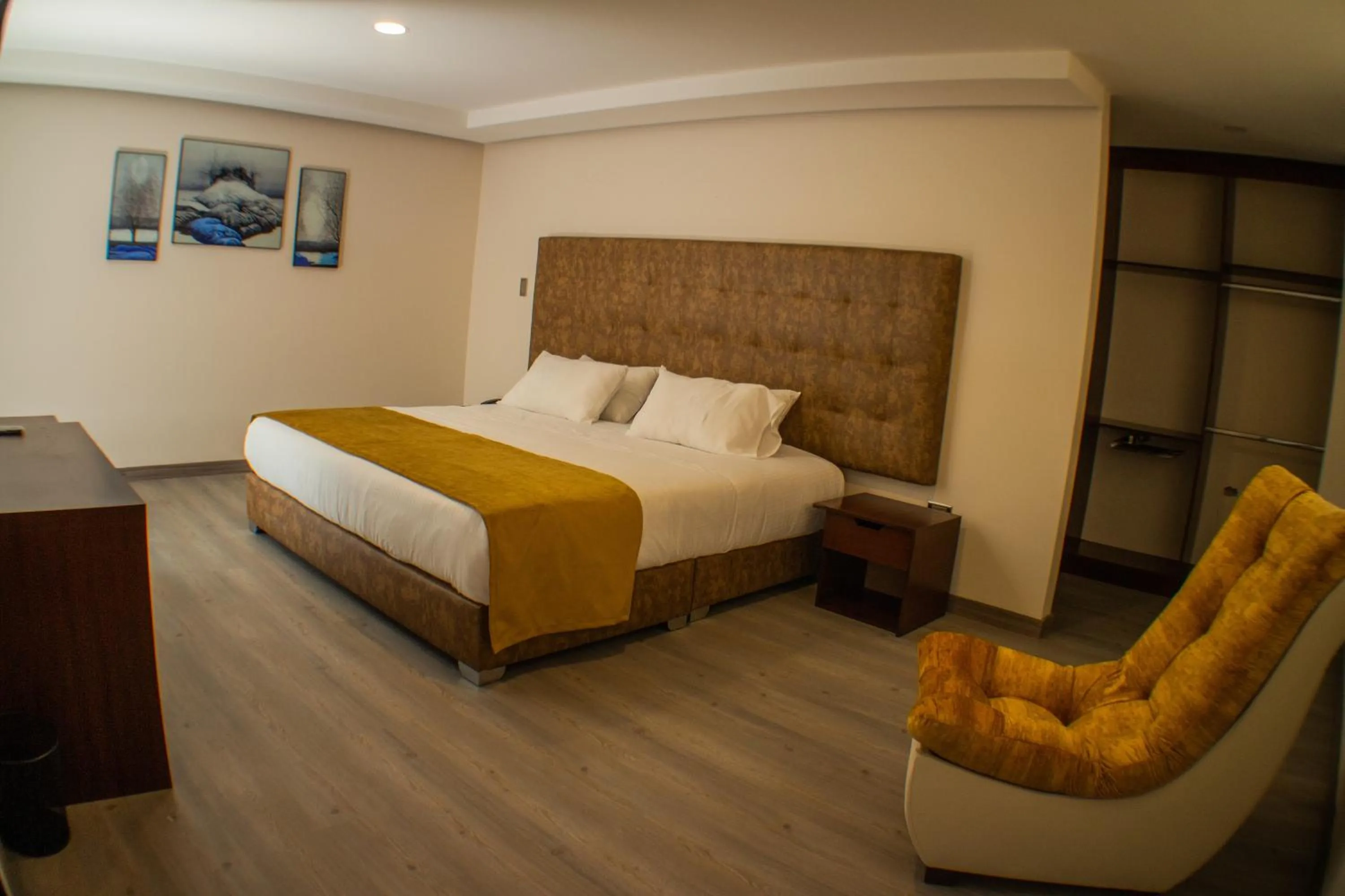 Bedroom, Bed in Harmony Hotel
