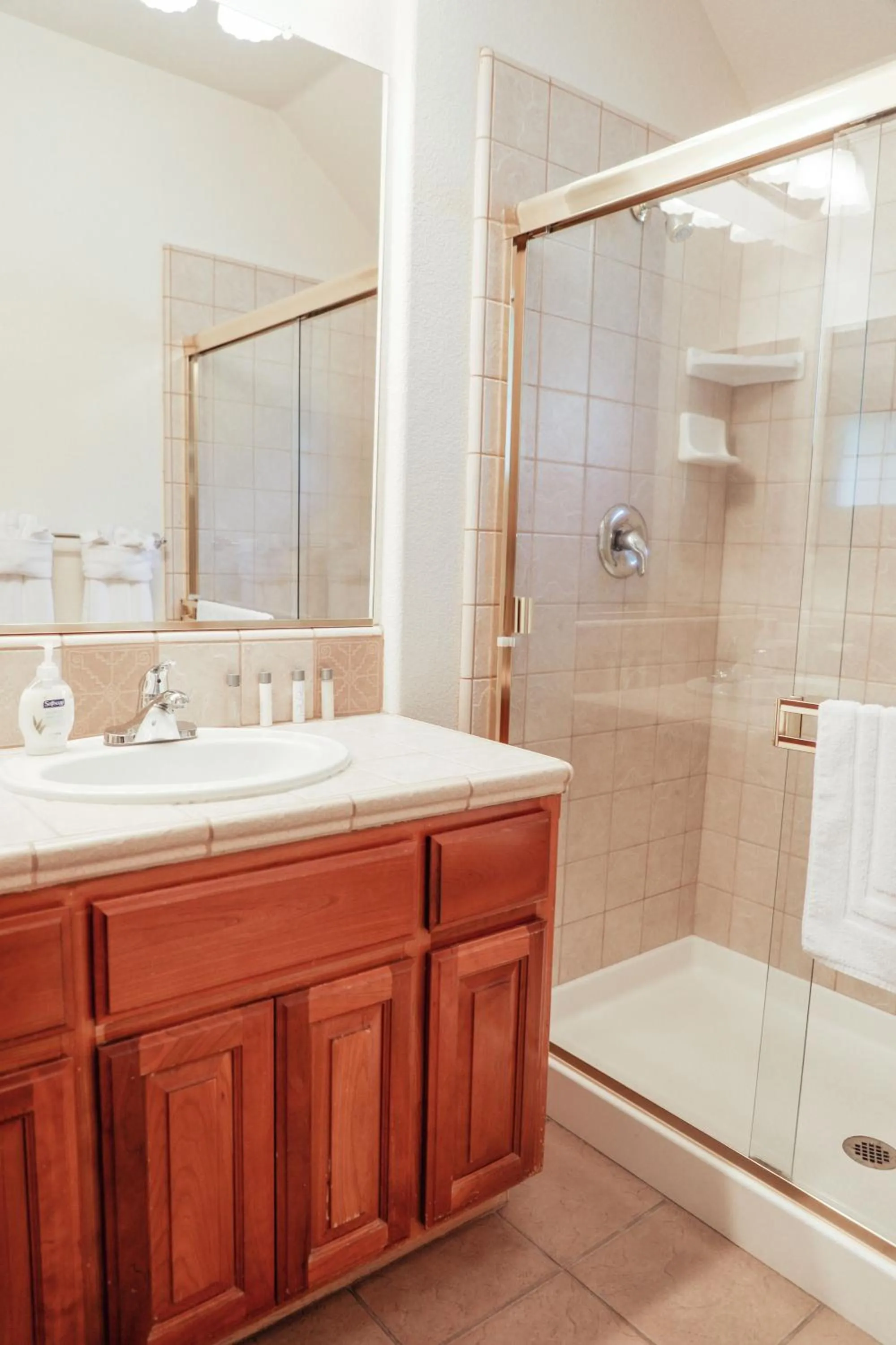 Gateway Hotel, Trademark Collection by Wyndham