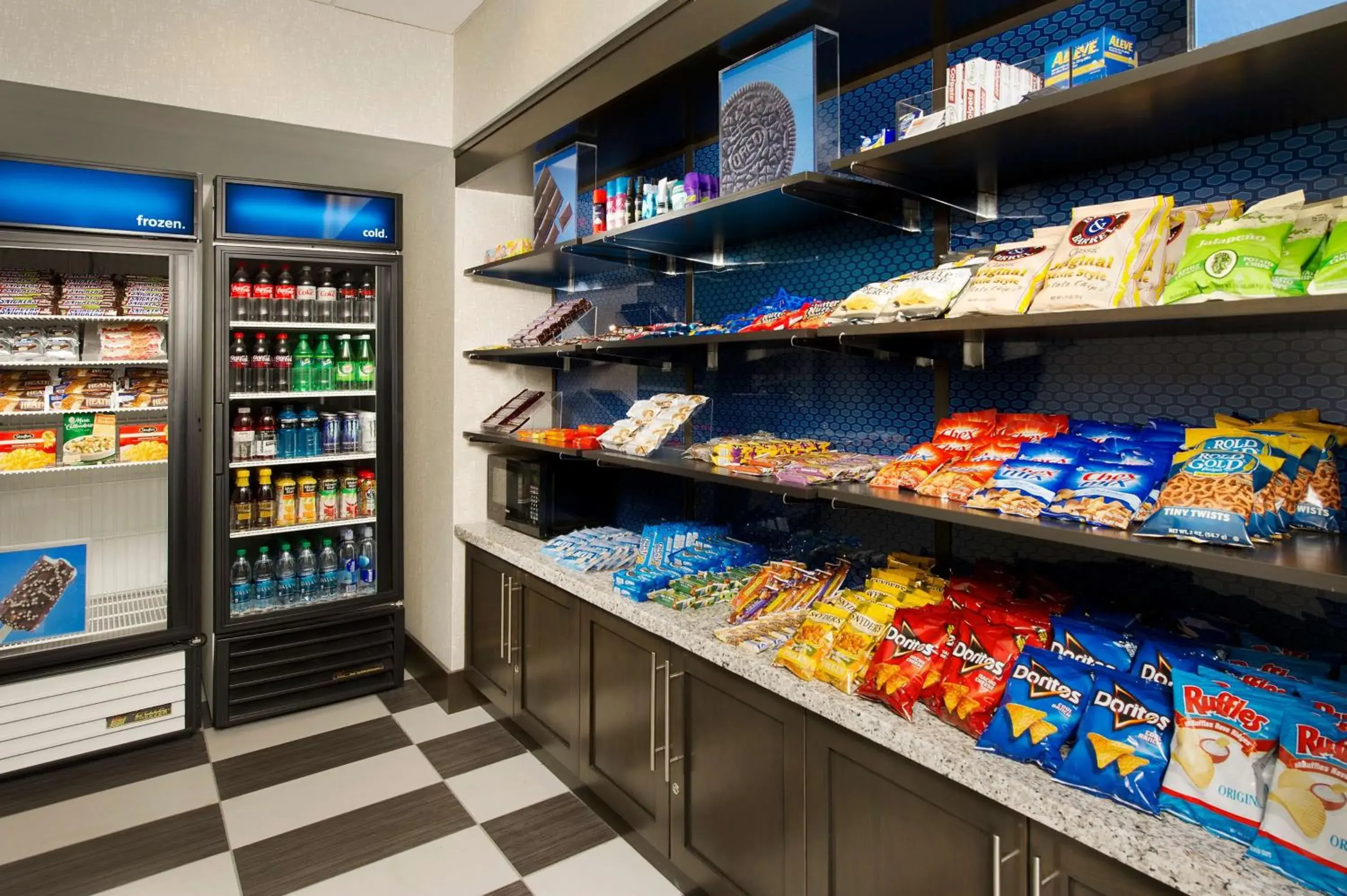 Restaurant/places to eat in Hampton Inn & Suites - Buffalo Airport Restaurant/places to eat in Hampton Inn & Suites - Buffalo Airport