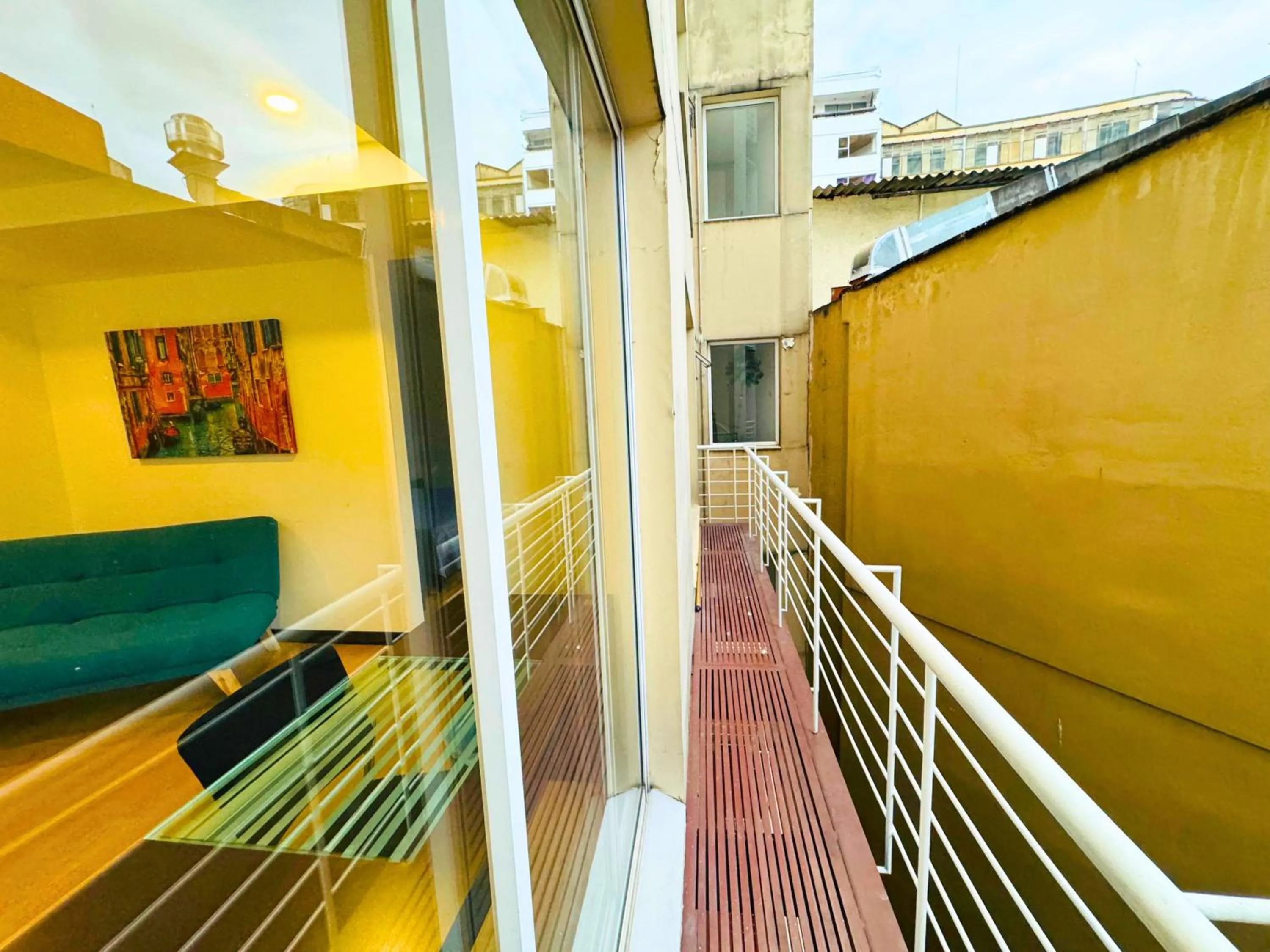 Balcony/Terrace in Aparta Suite Continental Bogotá