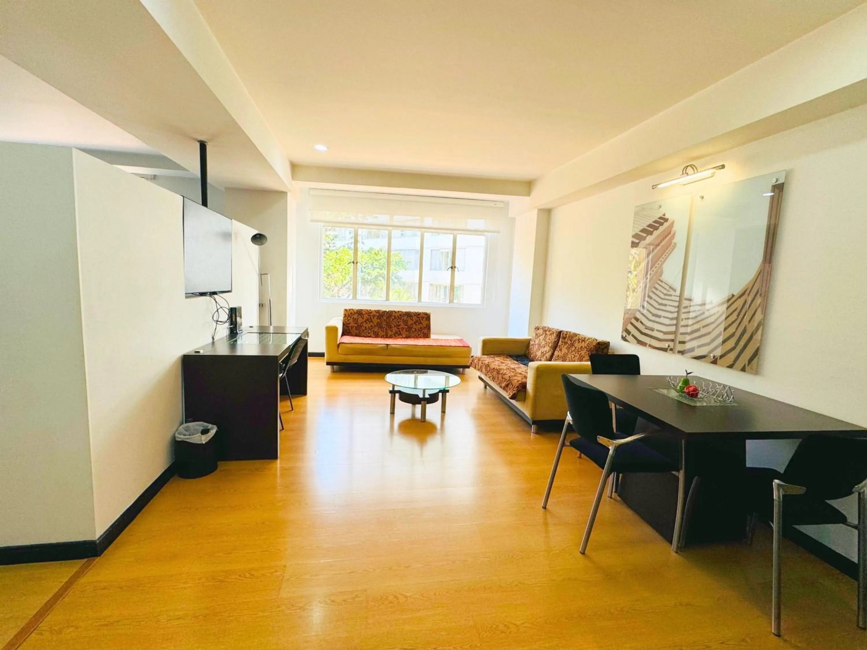 Living room in Aparta Suite Continental Bogotá