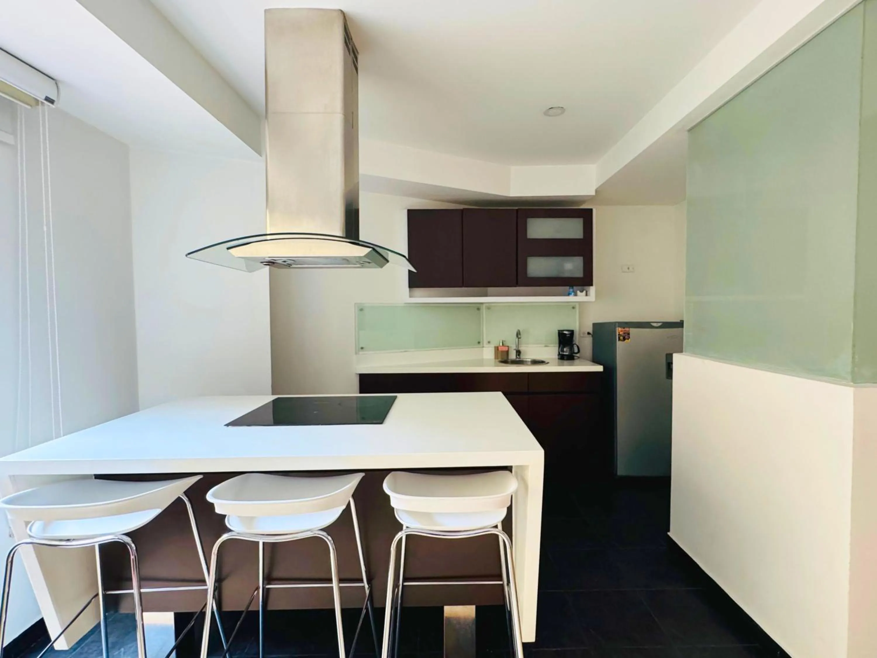 Kitchen or kitchenette in Aparta Suite Continental Bogotá