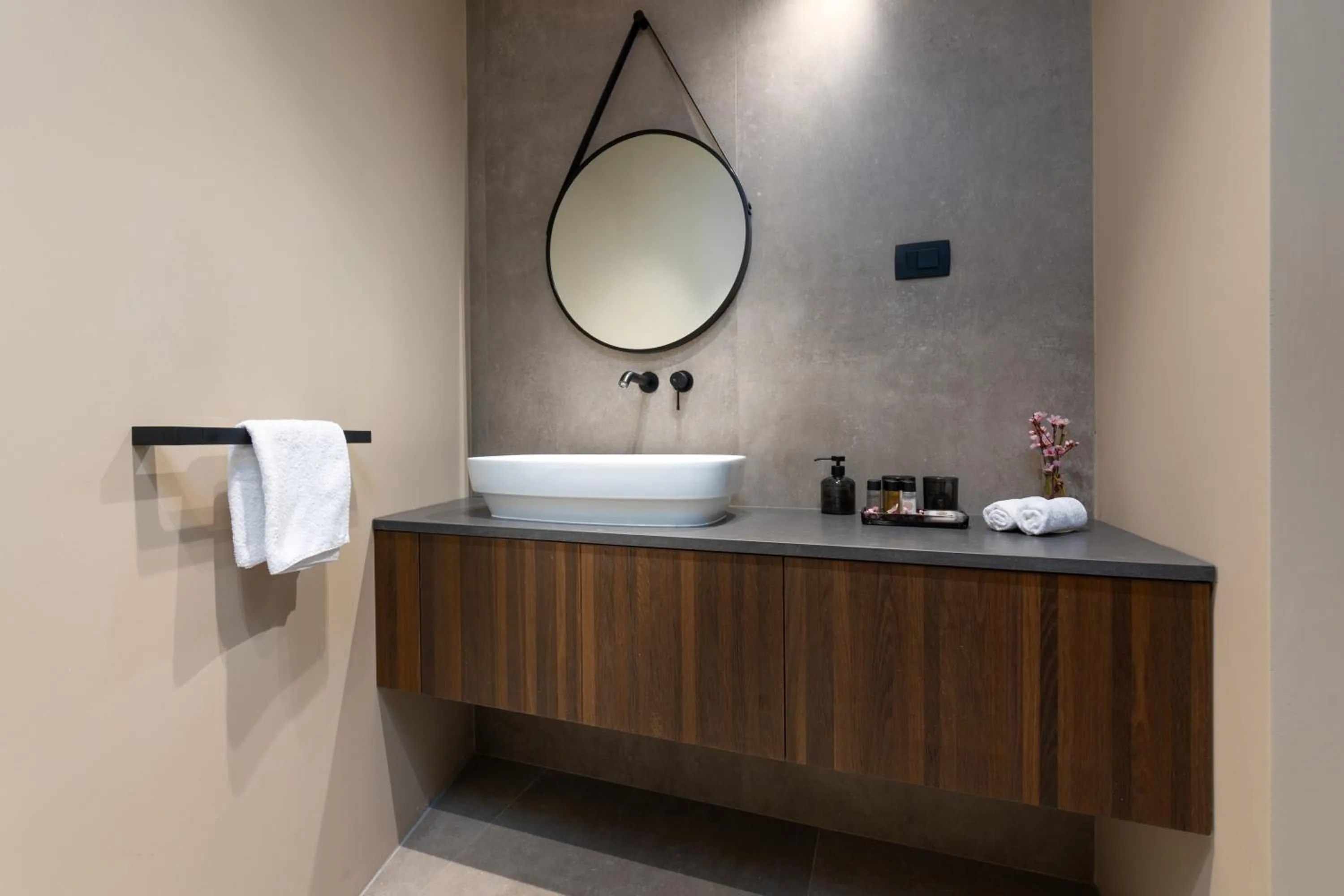 Bathroom in Luxury Villa Aruna