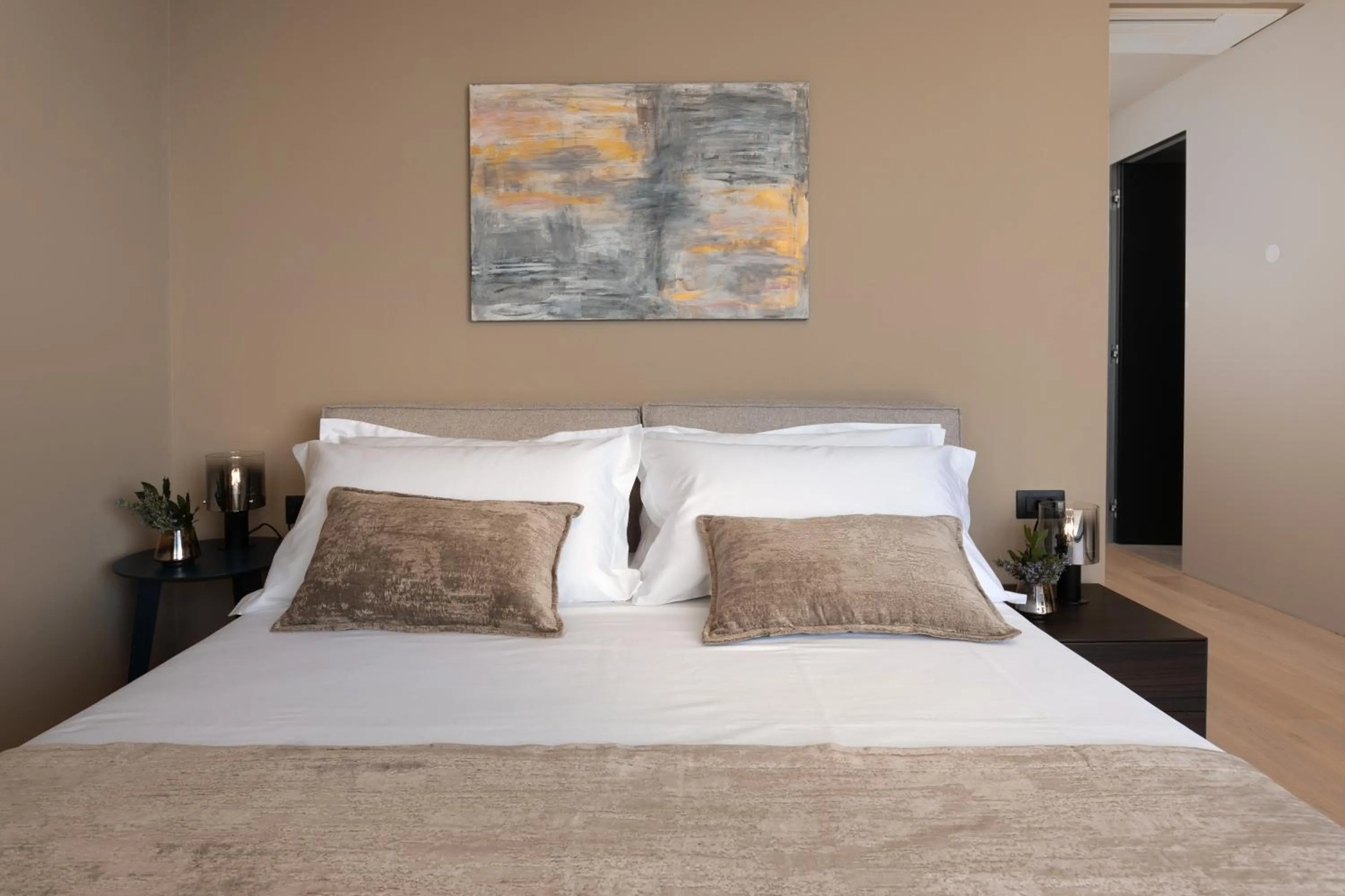 Bed in Luxury Villa Aruna