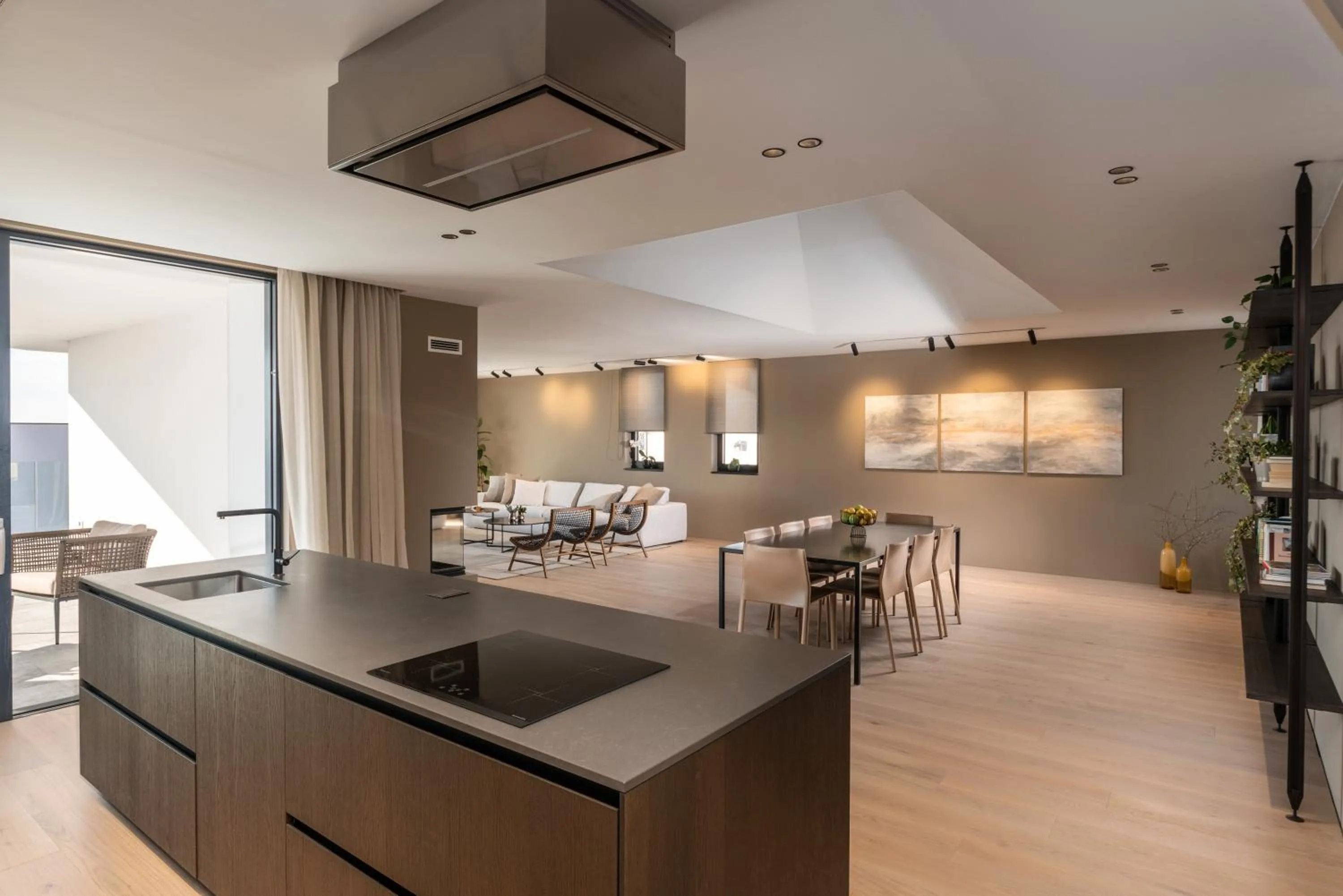 Kitchen or kitchenette in Luxury Villa Aruna