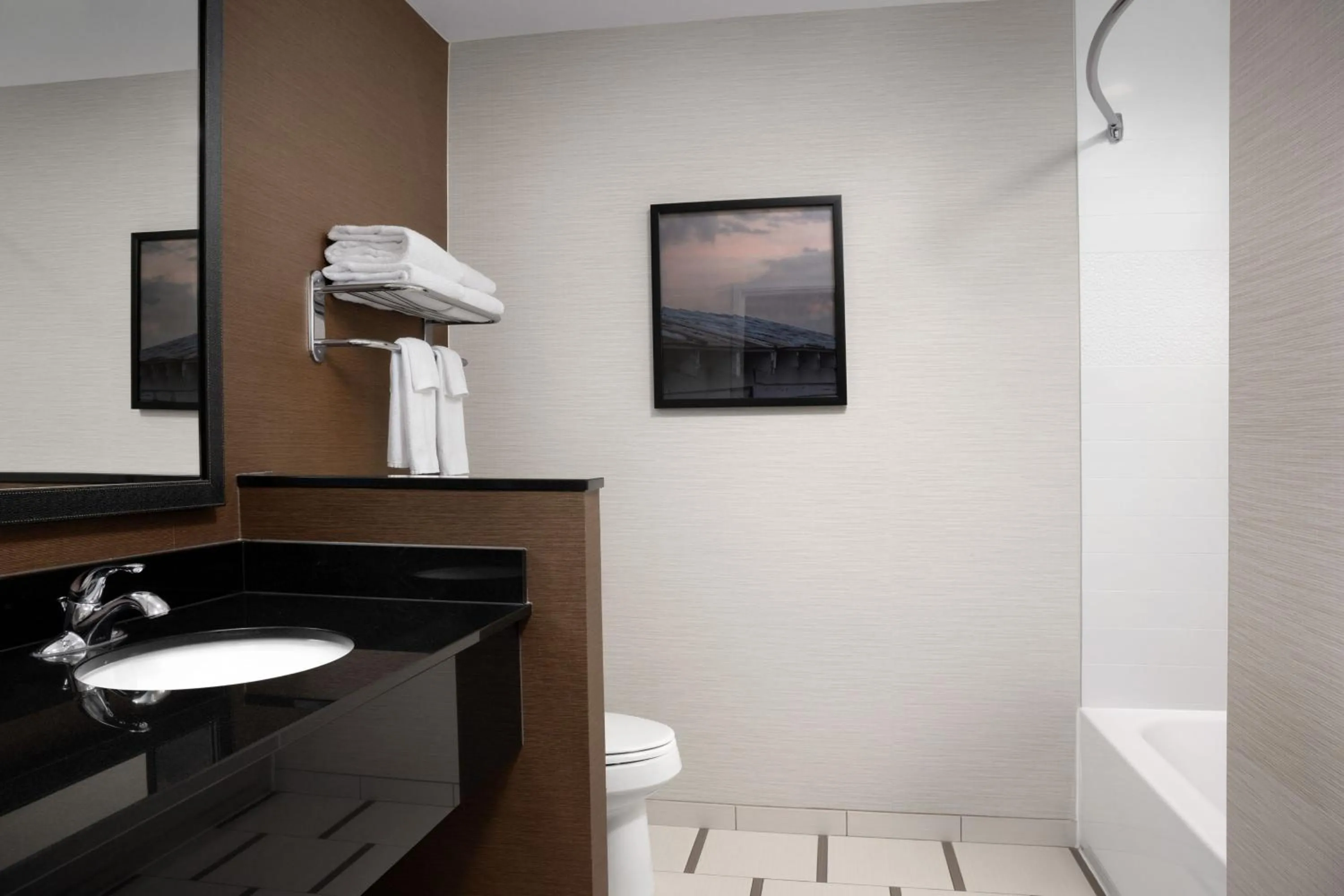 Bathroom in Fairfield Inn & Suites By Marriott Sioux Falls Airport