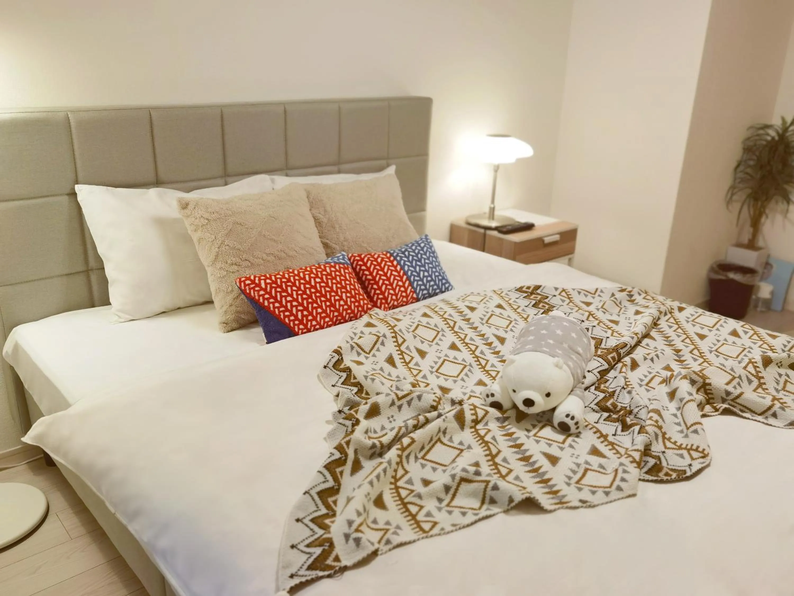 Bed in OSAKA SUNSHINE TOWER31l